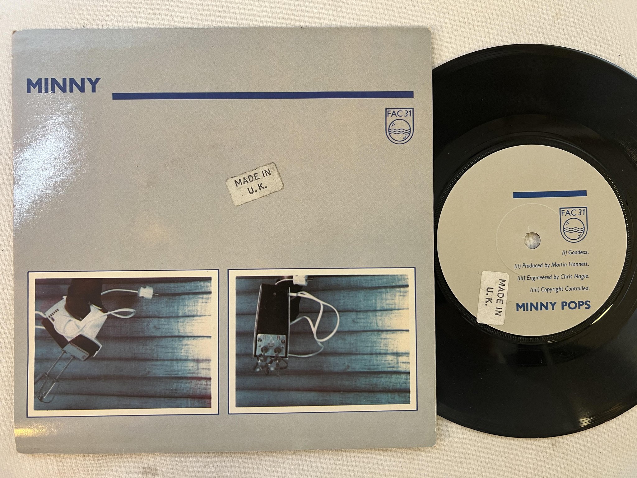 Omslagsbild för skivan MINNY POPS Dolphin's Spurt 7"single -81 UK FACTORY FAC 31