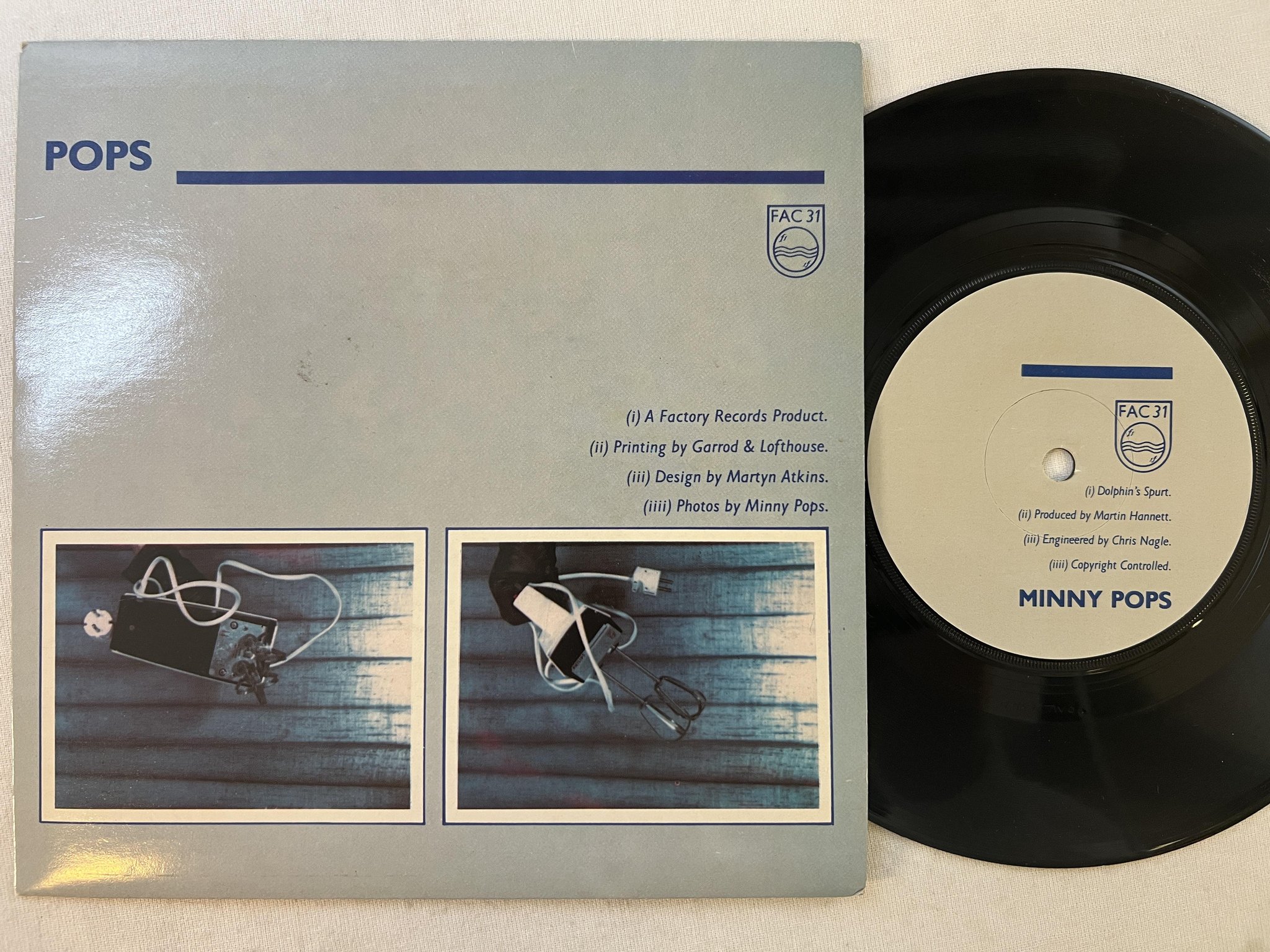 Omslagsbild för skivan MINNY POPS Dolphin's Spurt 7"single -81 UK FACTORY FAC 31
