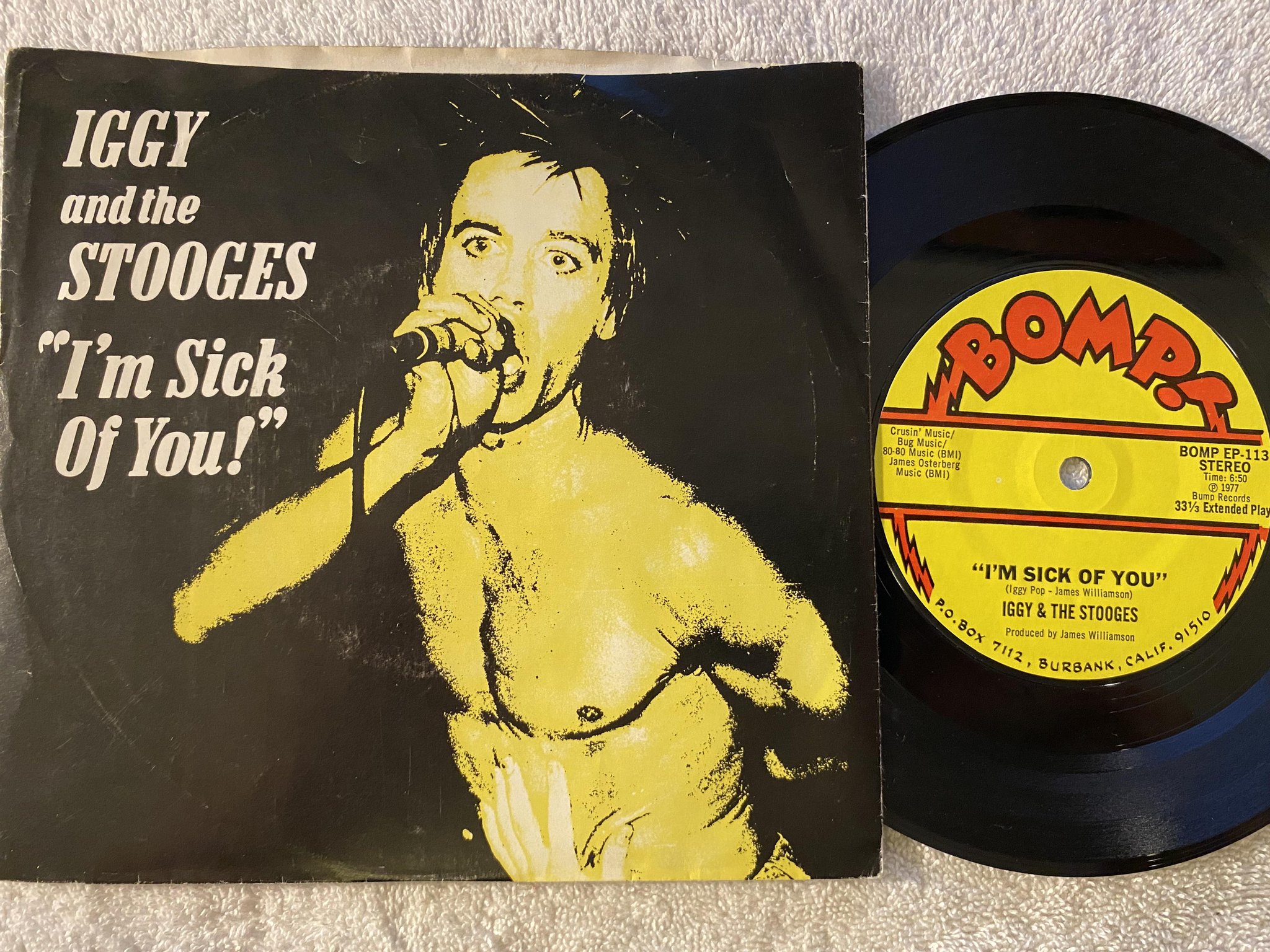 Omslagsbild för skivan IGGY & THE STOOGES tight pants 7"single -77 US BOMP EP-113