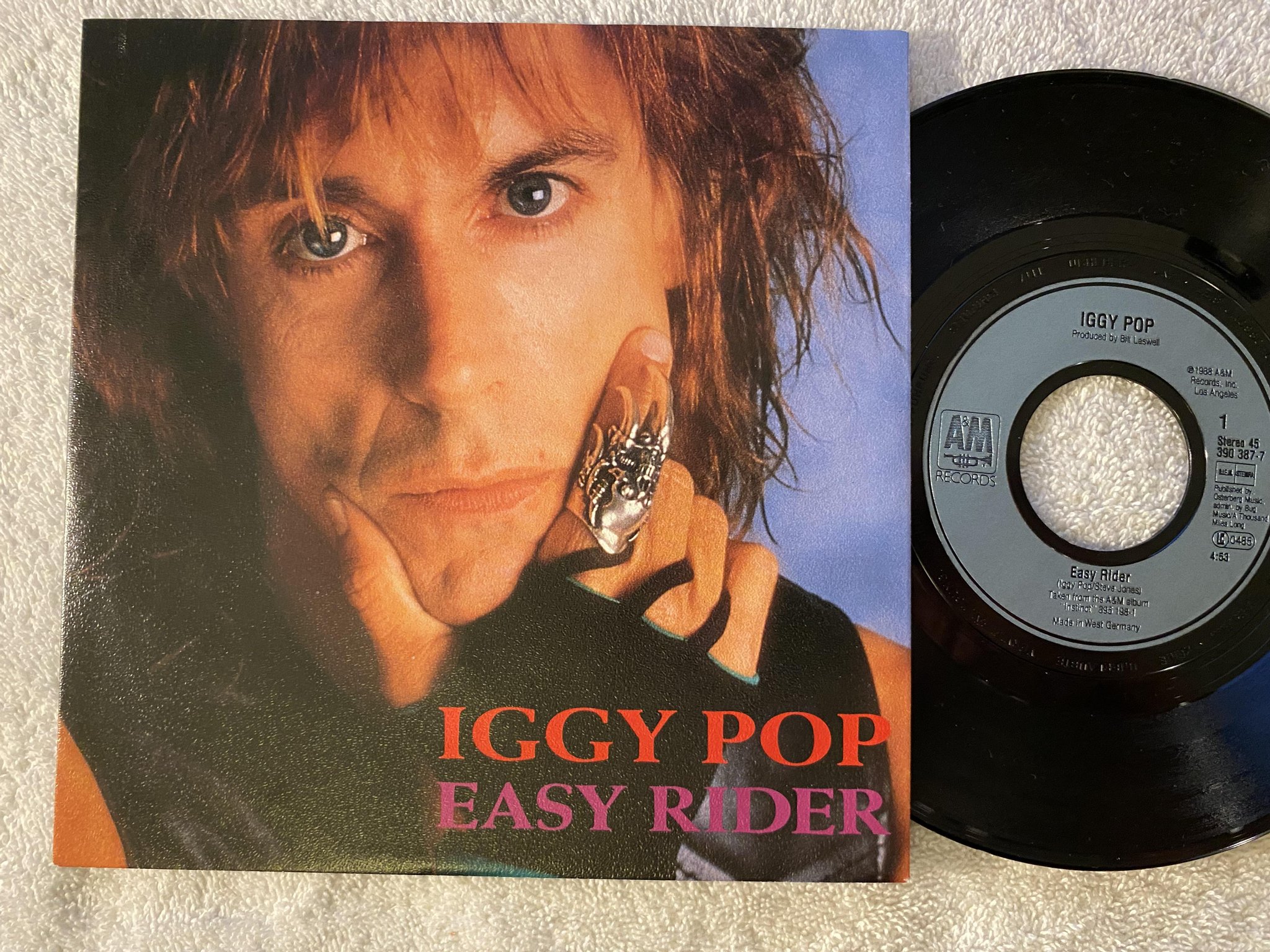 Omslagsbild för skivan IGGY POP easy rider 7"single -88 Ger A&M 390387-7