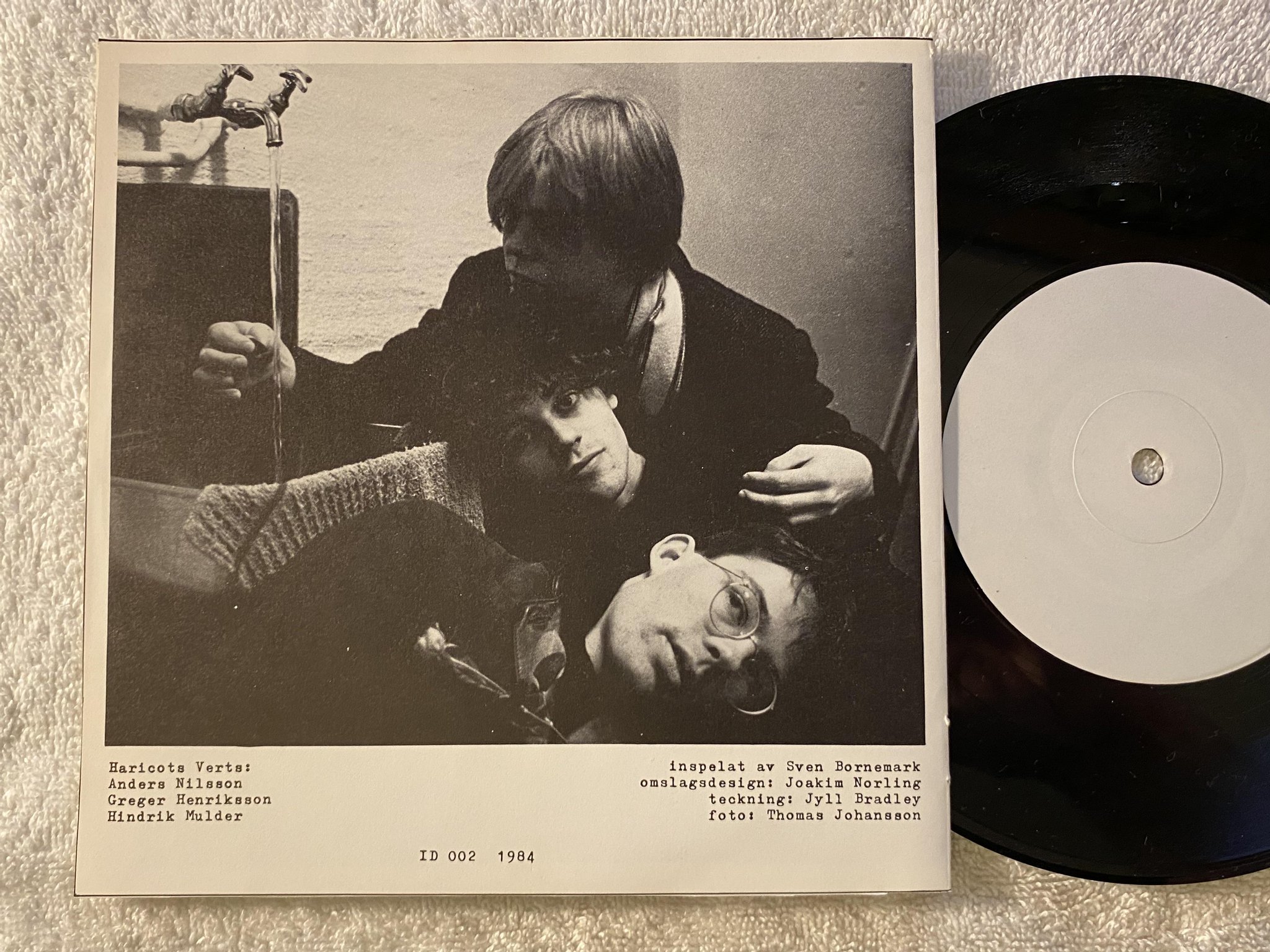 Omslagsbild för skivan HARICOTS VERTS sångsulan 7" -83 Swe ID 002