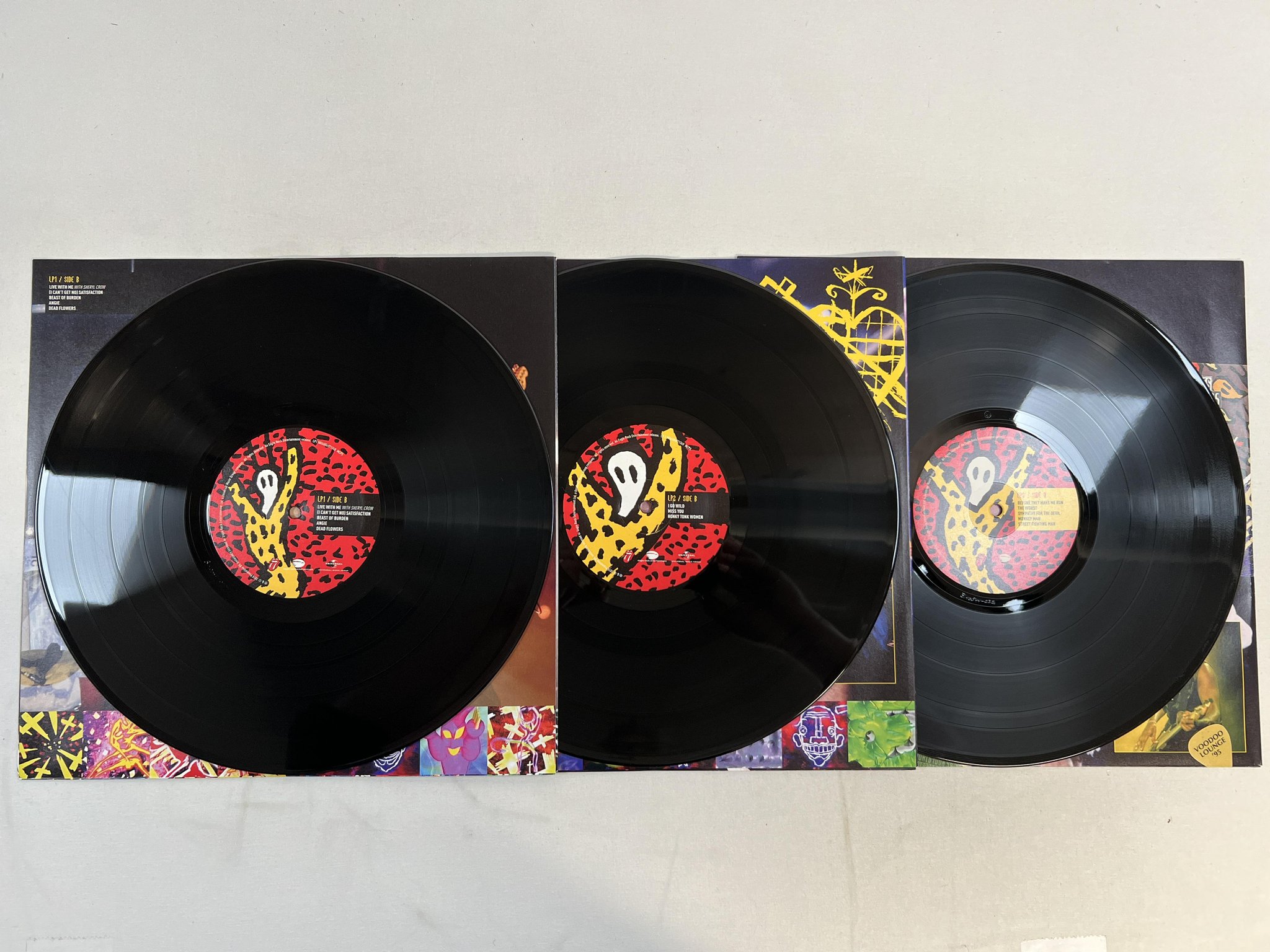 Omslagsbild för skivan ROLLING STONES Voodoo Lounge Uncut 3xLP 2018 EAGLP691