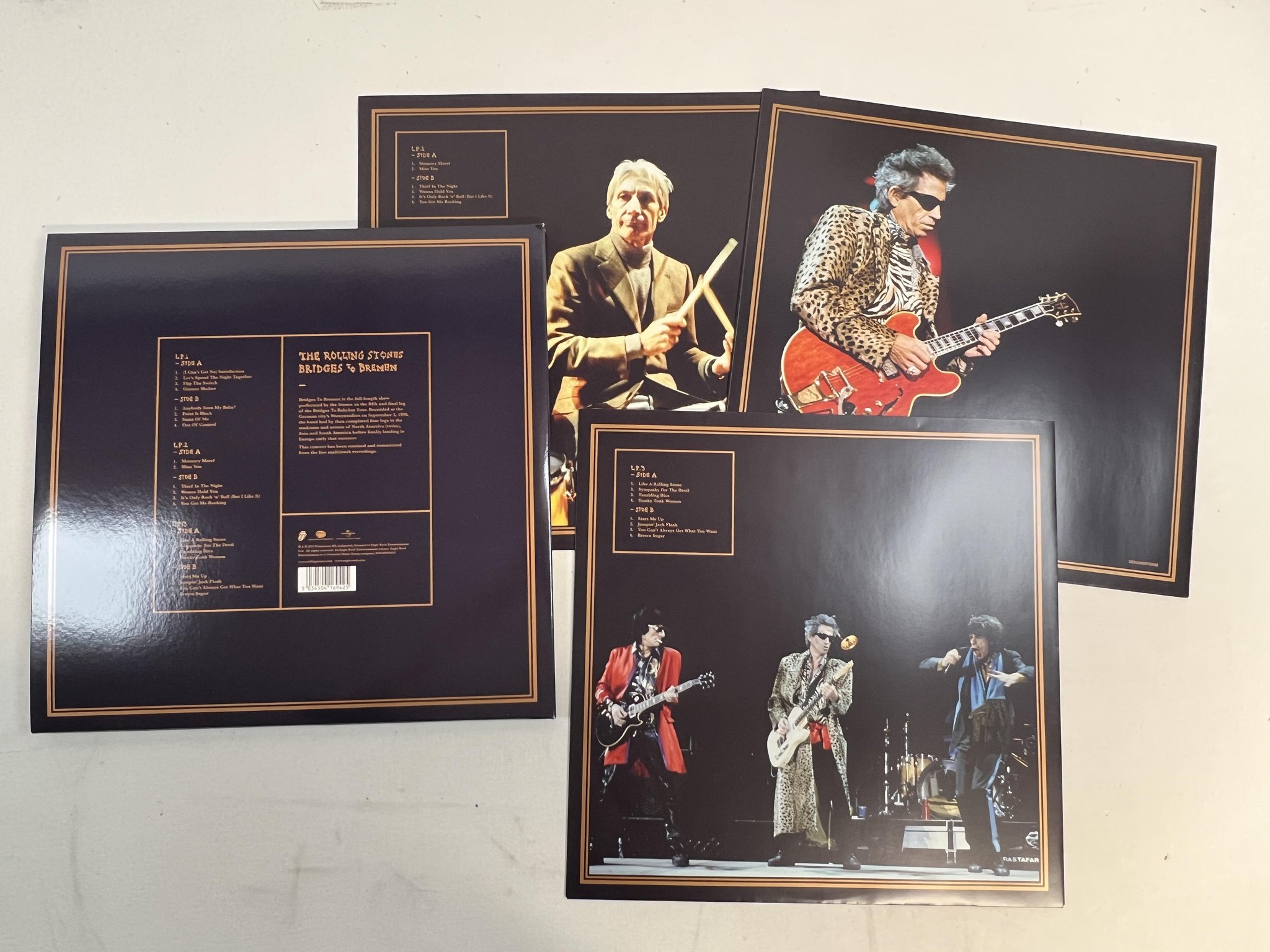 Omslagsbild för skivan ROLLING STONES Bridges To Bremen 3xLP 2019 EAGLE ROCK EAGLP694 ** CLEAR VINYL **