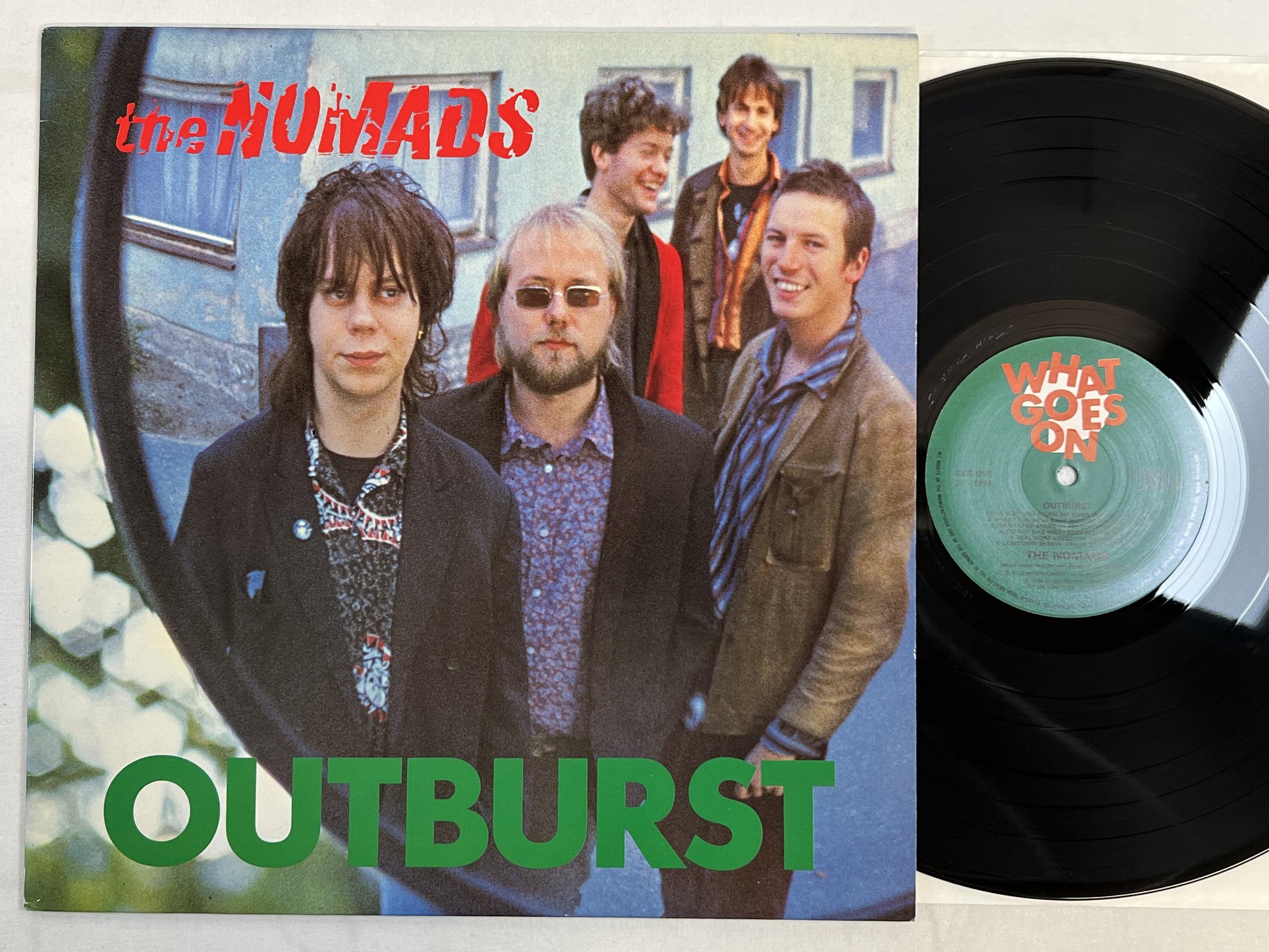Omslagsbild för skivan THE NOMADS Outburst LP -84 WHAT GOES ON RECORDS goes on 1
