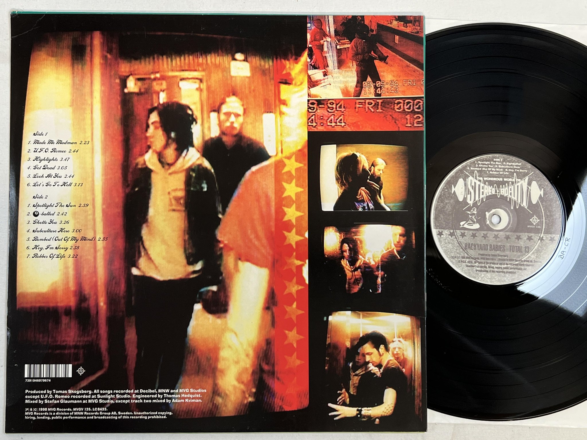 Omslagsbild för skivan THE BACKYARD BABIES total 13 LP -98 Swe MVG MVGV 135 *** YEAH ***