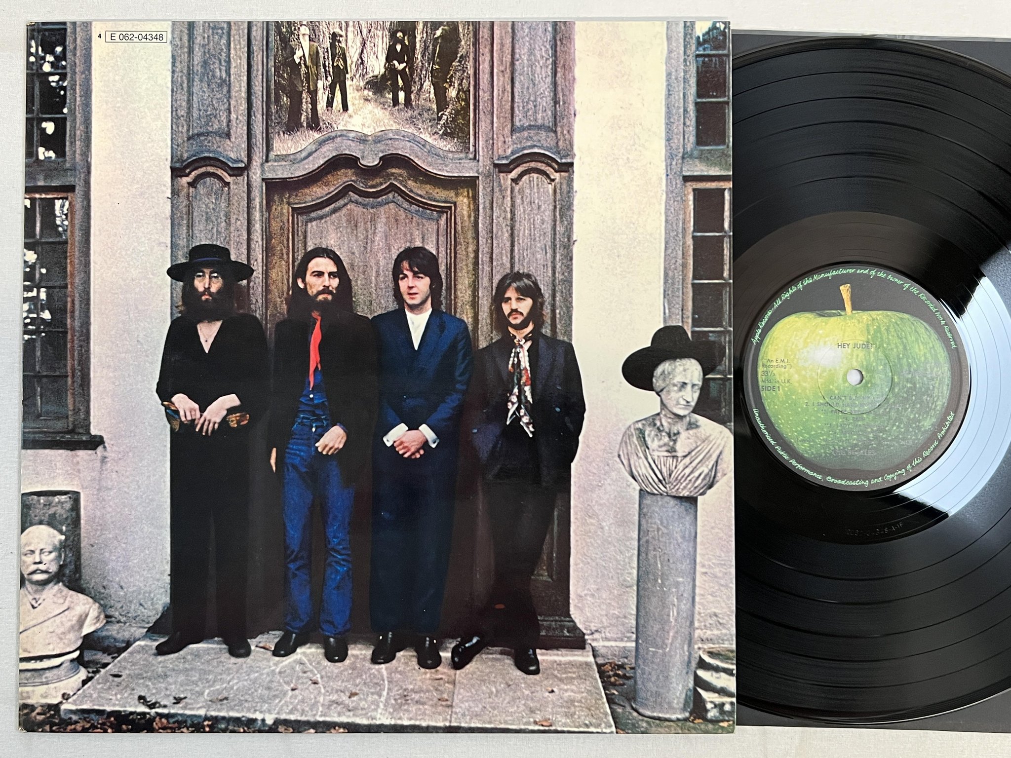Omslagsbild för skivan THE BEATLES hey Jude! LP Ger APPLE 4E 062-04348
