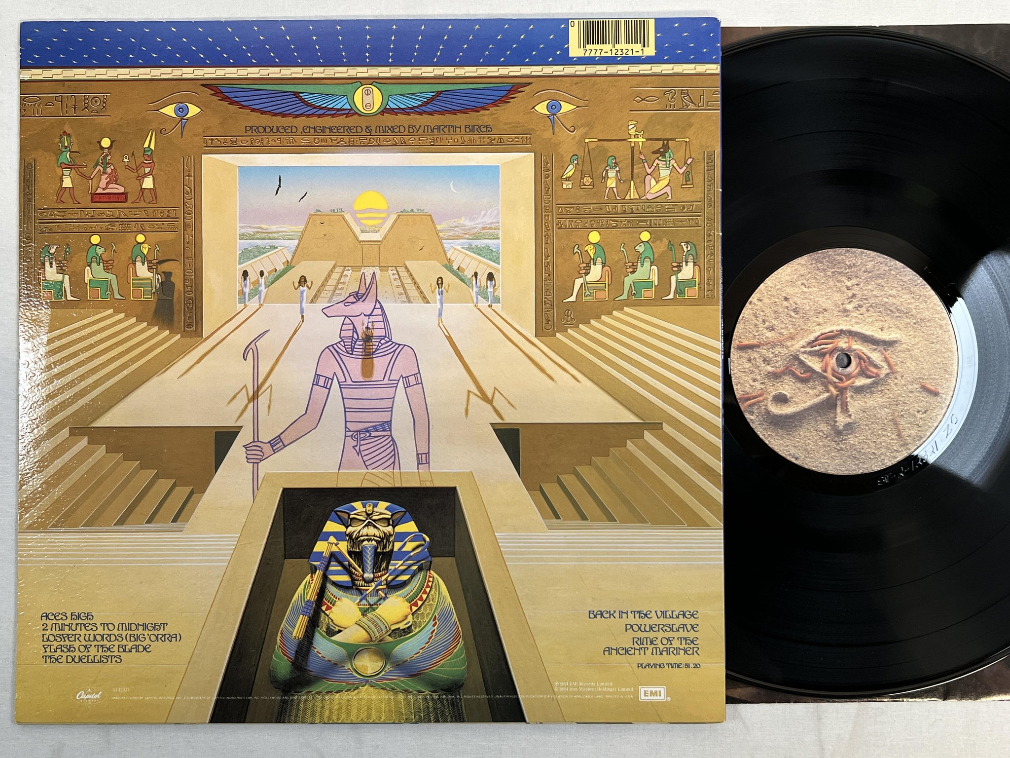 Omslagsbild för skivan IRON MAIDEN Powerslave LP -84 US CAPITOL SJ-12321 ** Winchester **