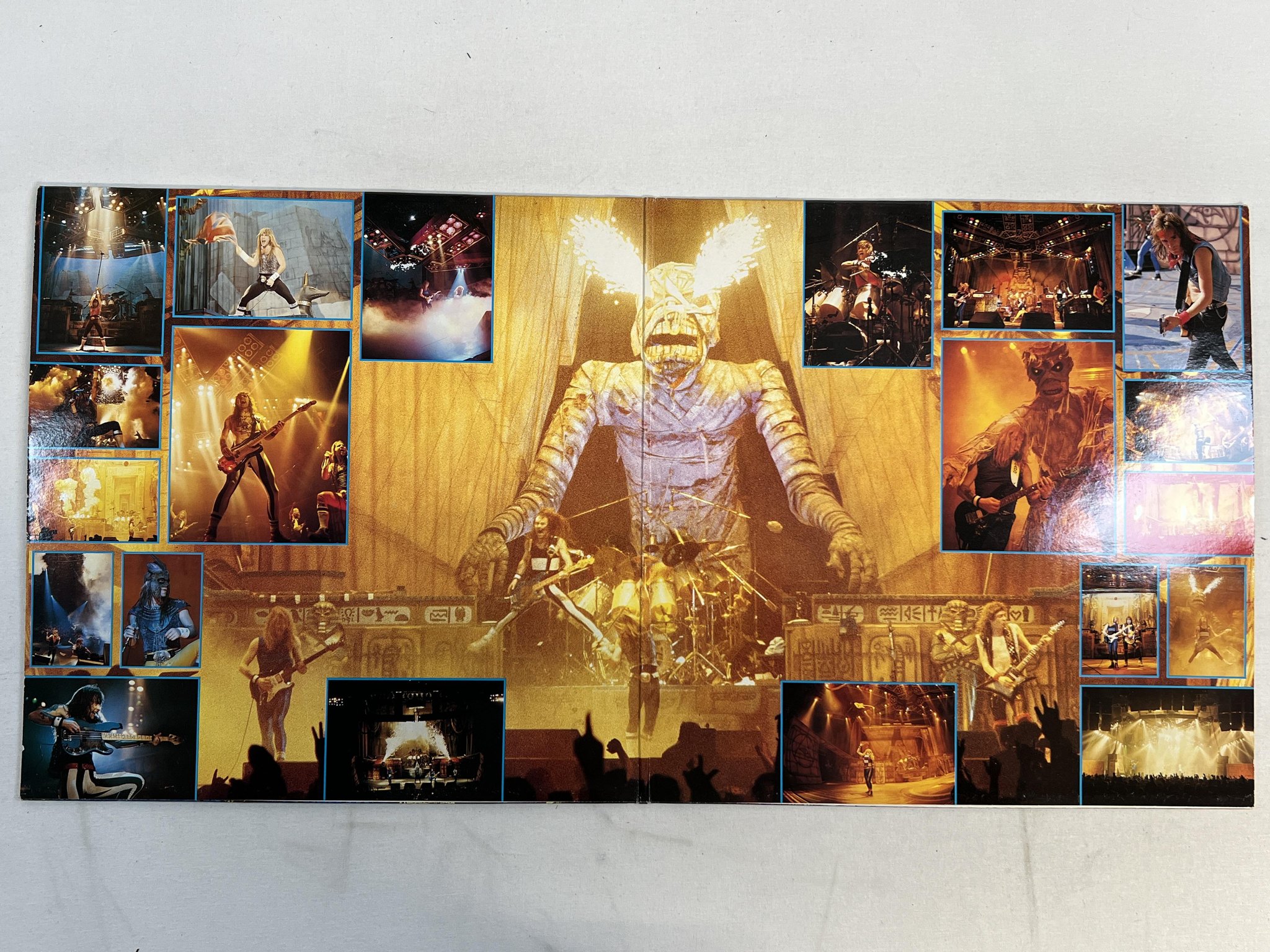 Omslagsbild för skivan IRON MAIDEN Live After Death 2XLP -85 UK EMI ES 24 0426 3