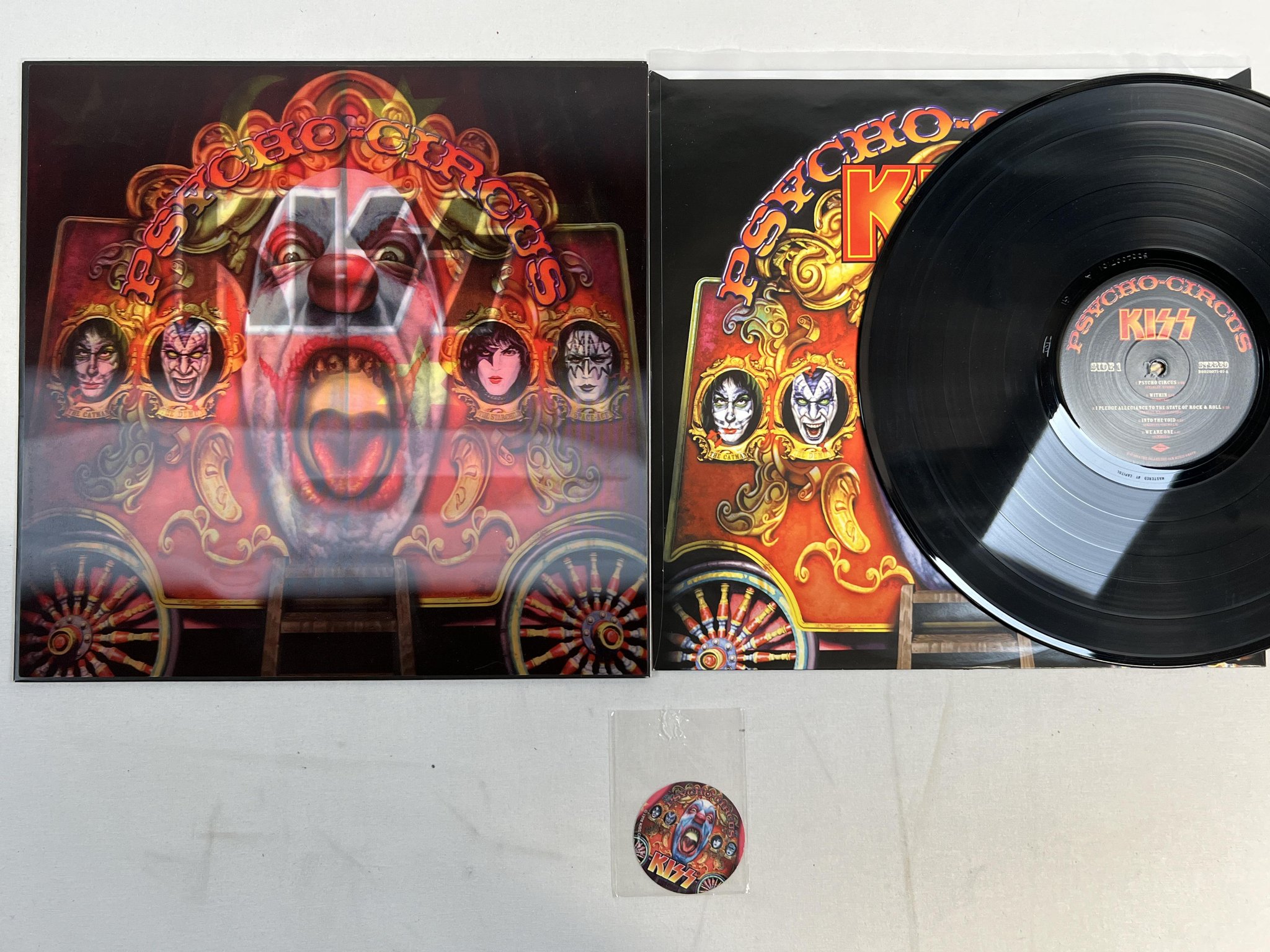 Omslagsbild för skivan KISS psycho circus LP 2014 US MERCURY B0020071-01 ** lenticular sleeve ** RARE