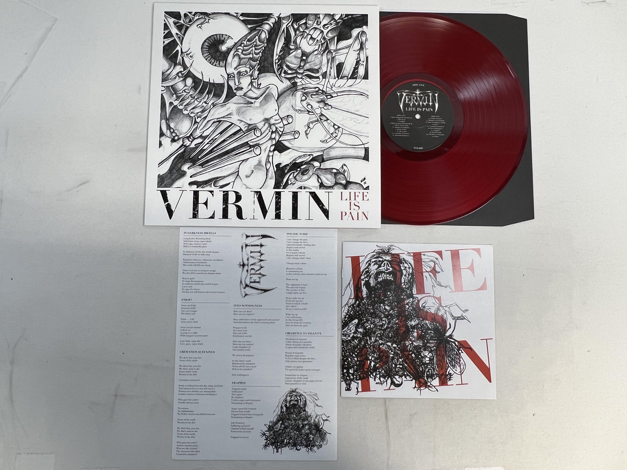 Omslagsbild för skivan VERMIN Life Is Pain LP 2015 Swe TO THE DEATH TTD 026 ** death metal **