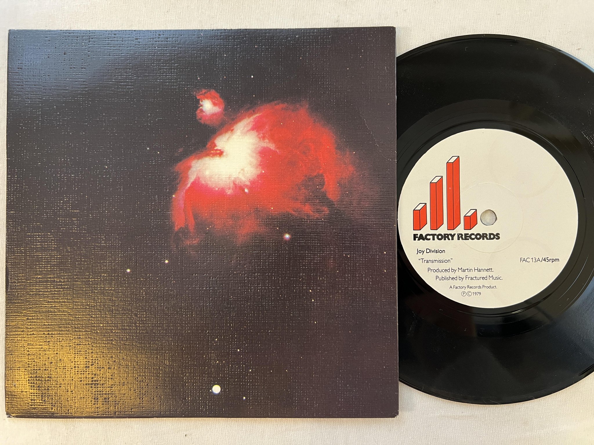 Omslagsbild för skivan JOY DIVISON transmission 7"single -79 UK factory fac 13 ** textured sleeve **