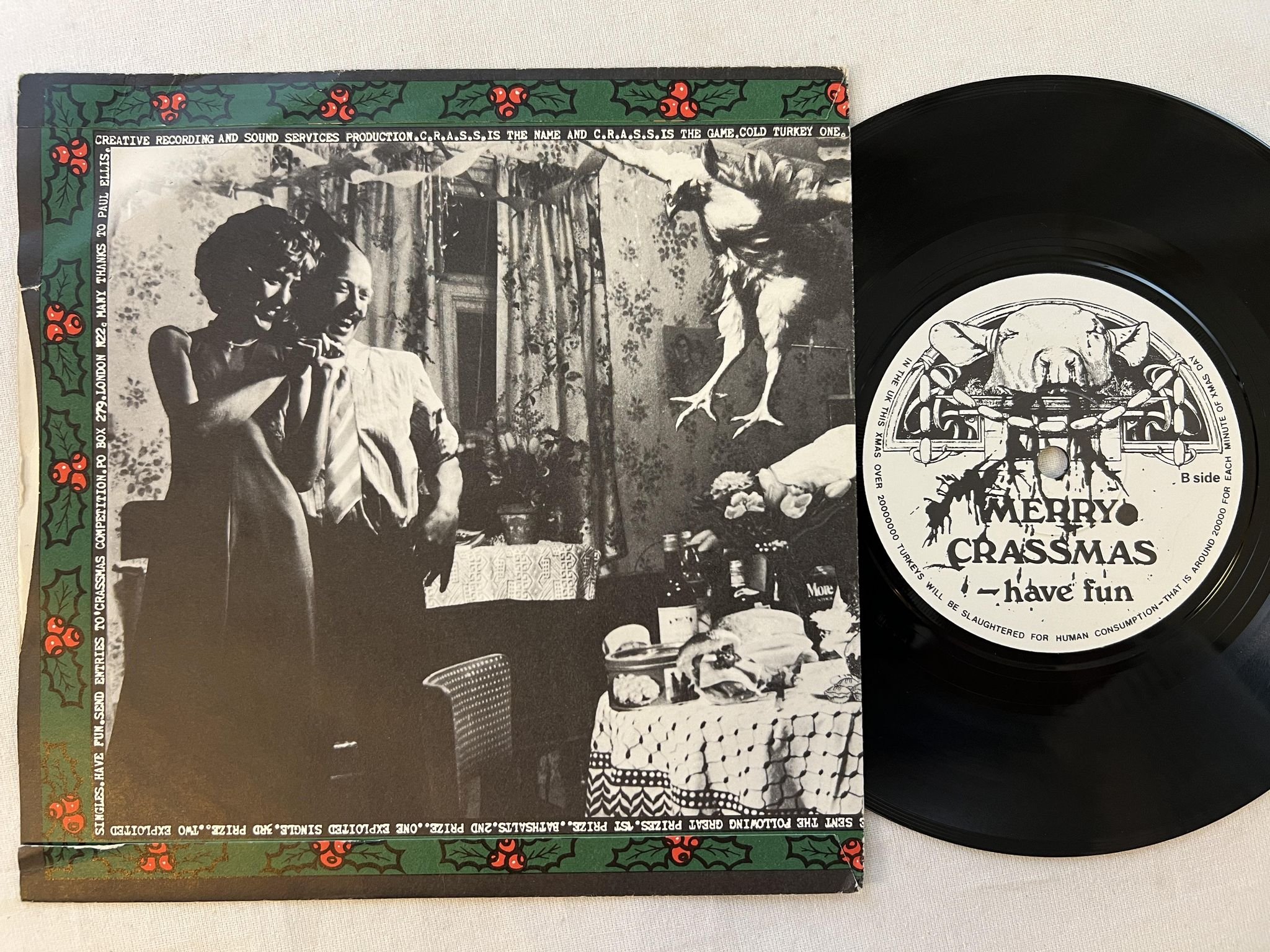 Omslagsbild för skivan C.R.A.S.S. merry crassmas 7"single -81 UK synth/abstract COLD TURKEY 1