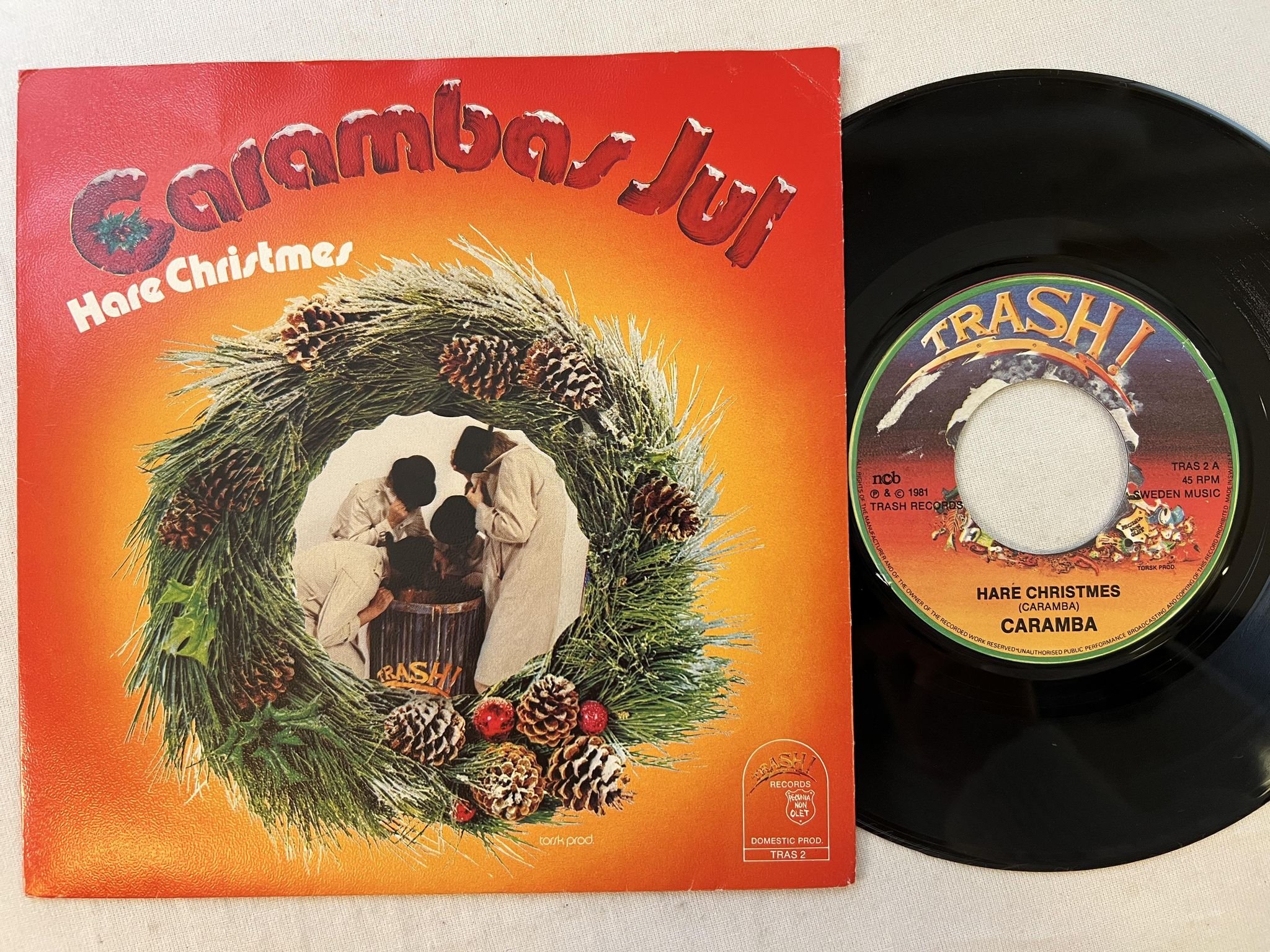Omslagsbild för skivan CARAMBA hare christmas 7"single -81 Swe TRASH TRAS-2