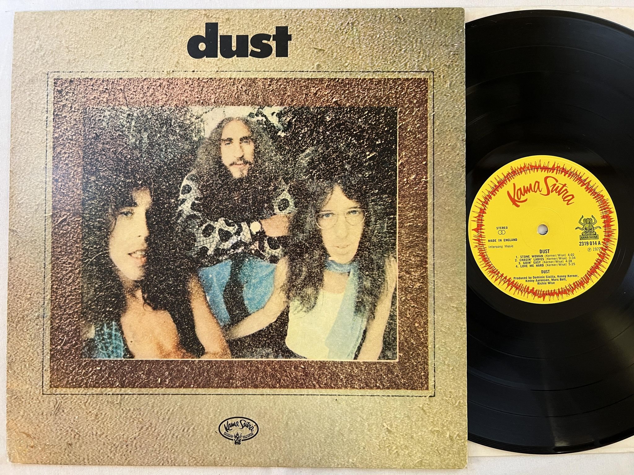 Omslagsbild för skivan DUST s/t LP -72 UK KAMA SUTRA 2319014 *** VERY RARE ***