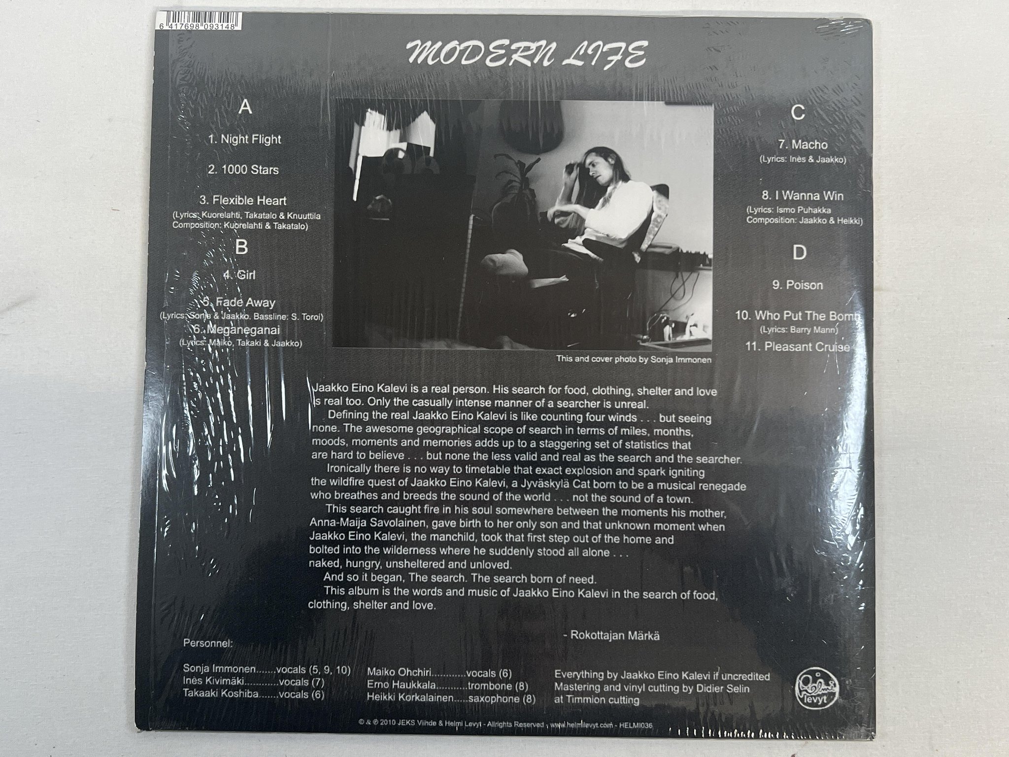 Omslagsbild för skivan JAAKO EINO KALEVI modern life 2xLP 2010 HELMI LEVYT HELMI036