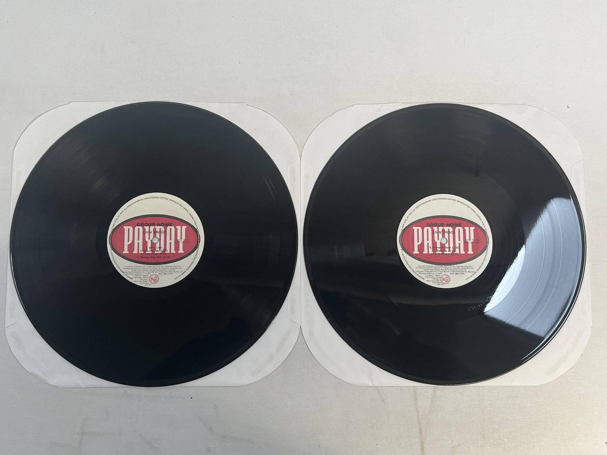 Omslagsbild för skivan GROUP HOME livin' proof 2xLP -95 US PAYDAY 697-124-079-1 ** GOLDEN AGE RAP **