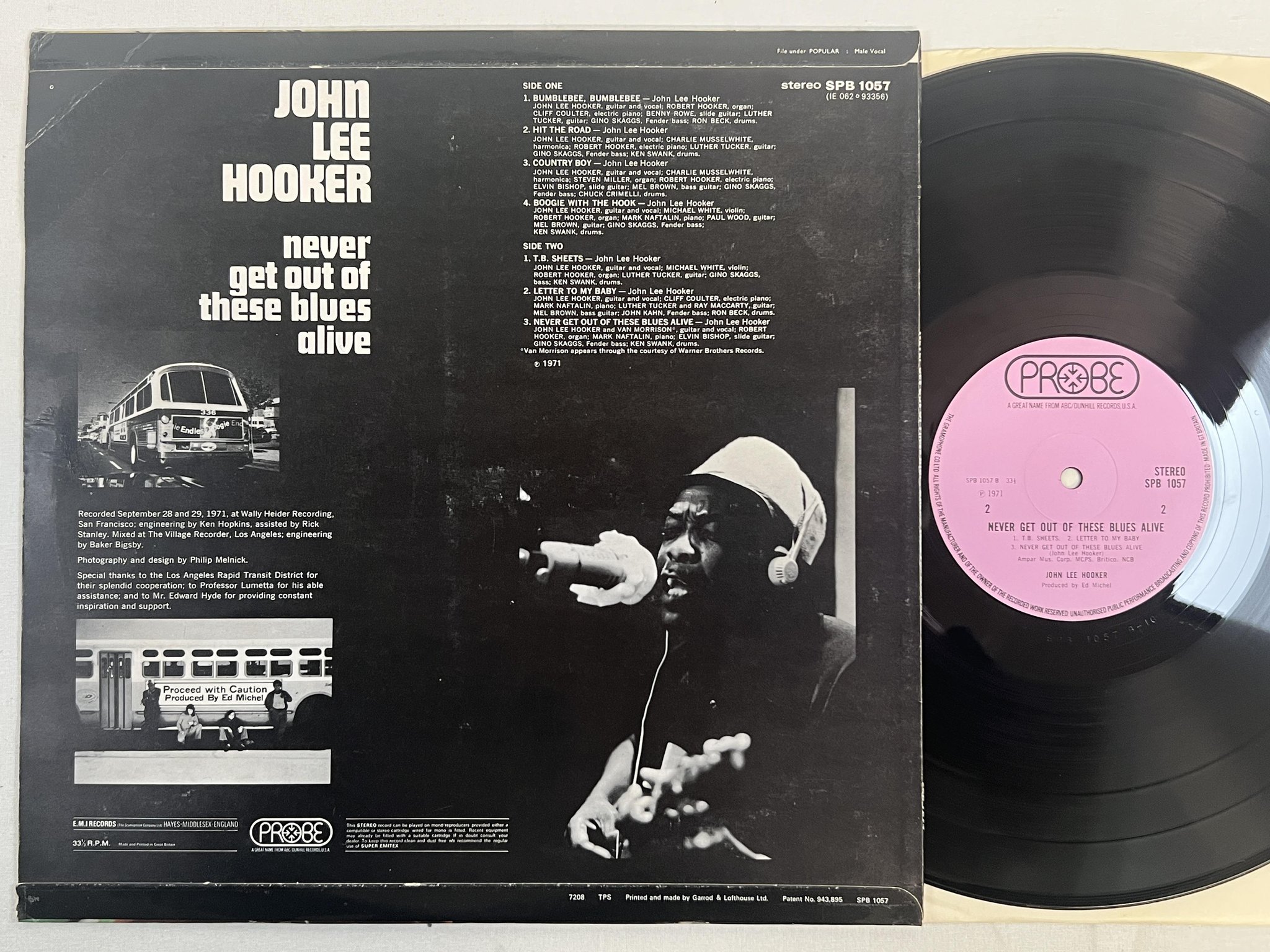 Omslagsbild för skivan JOHN LEE HOOKER never get out of these blues alive LP -71 UK PROBE SPB 1057