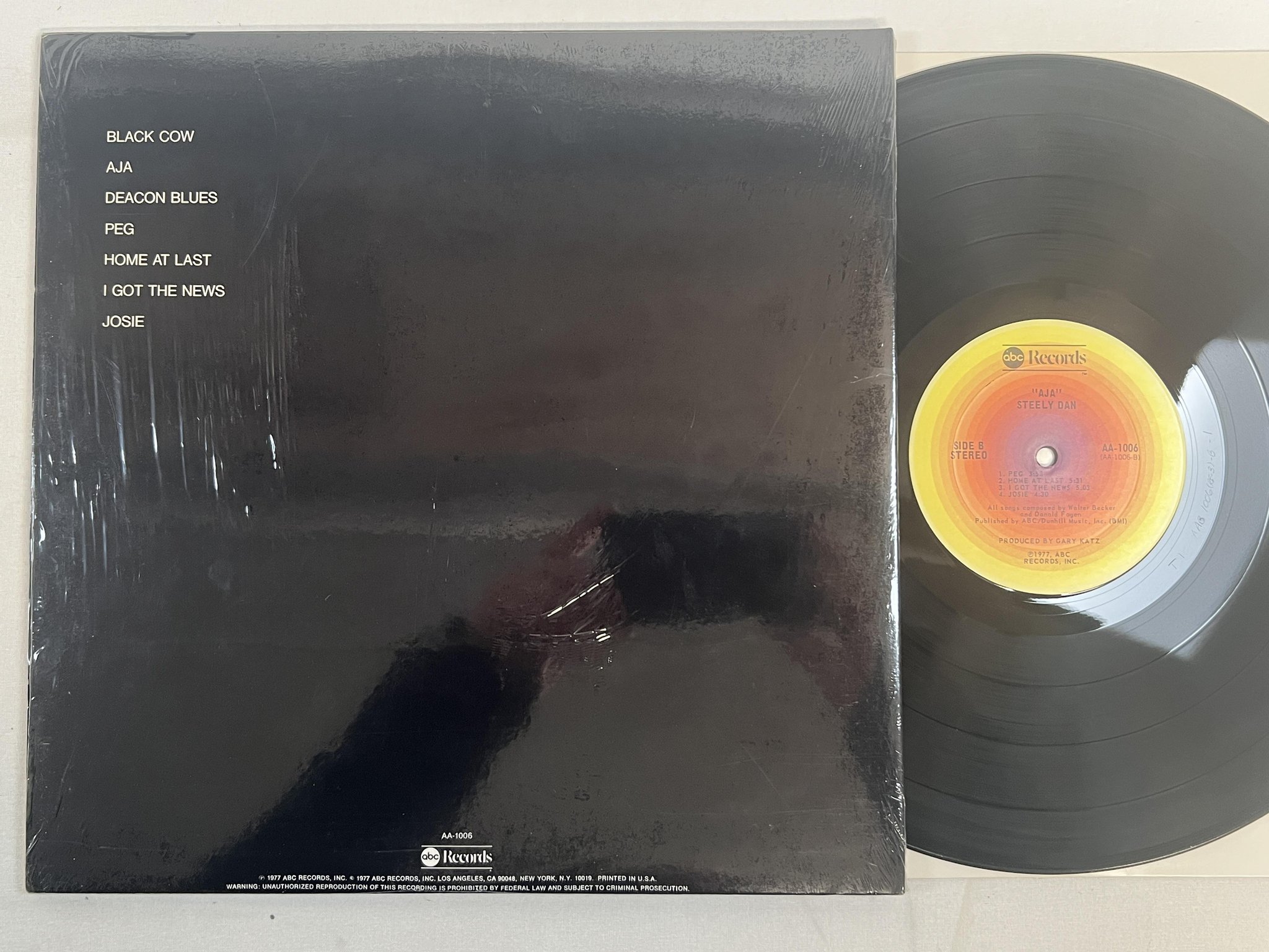 Omslagsbild för skivan STEELY DAN aja LP -77 US ABC AA-1006