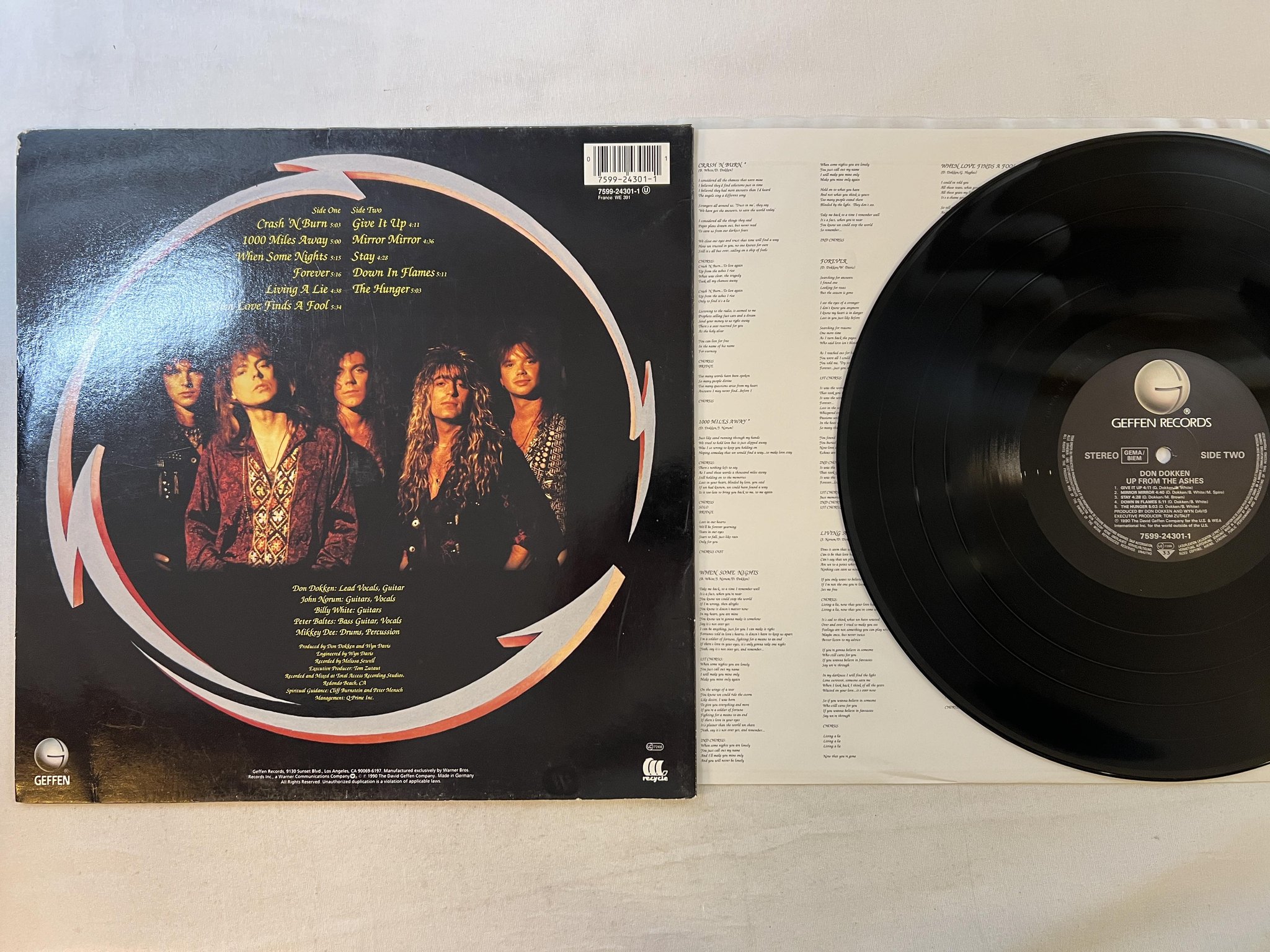 Omslagsbild för skivan DON DOKKEN up from the ashes LP -90 Ger GEFFEN 7599 24301-1