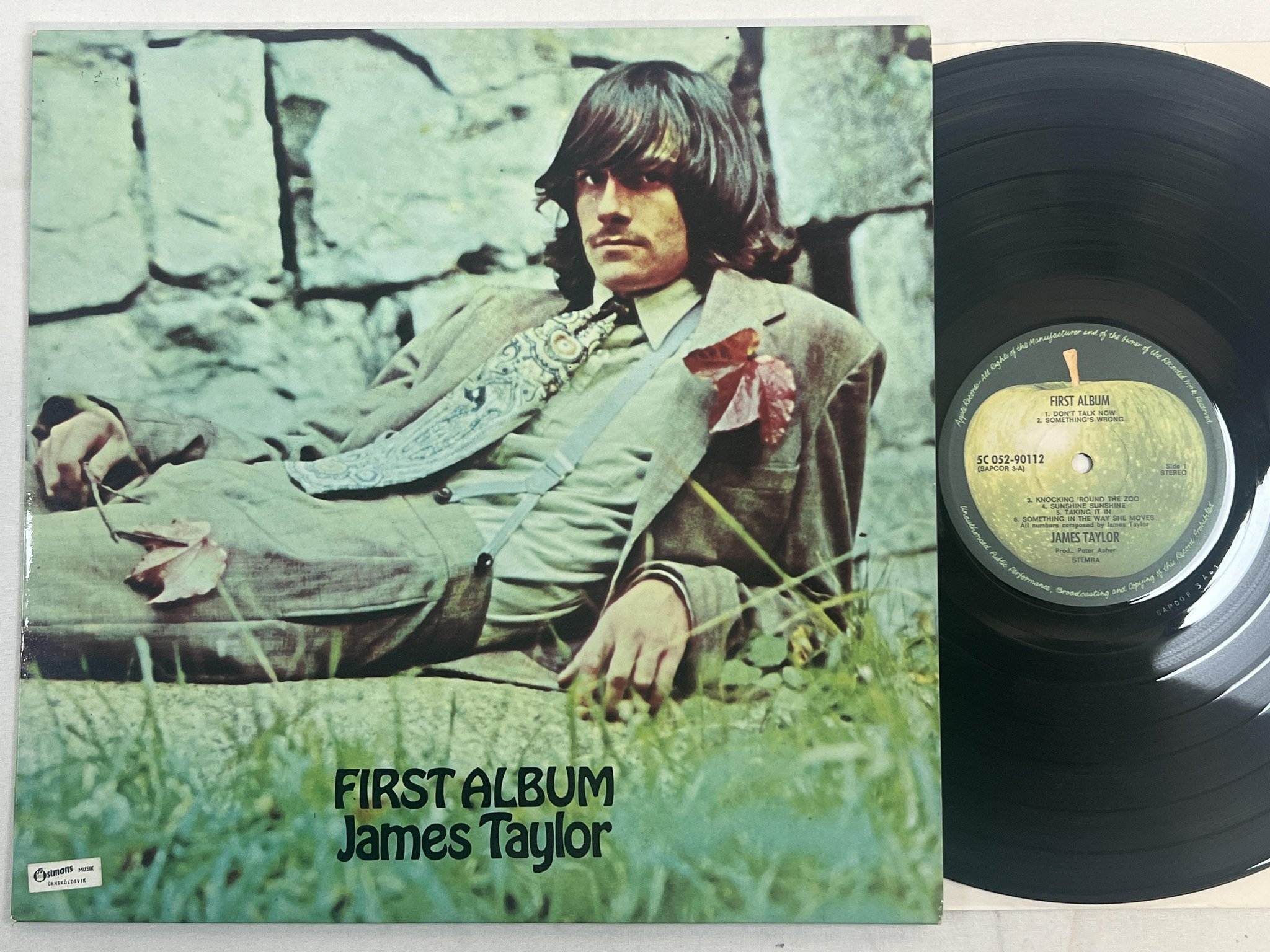 Omslagsbild för skivan JAMES TAYLOR first album LP -72 Hol APPLE 5C052-90112