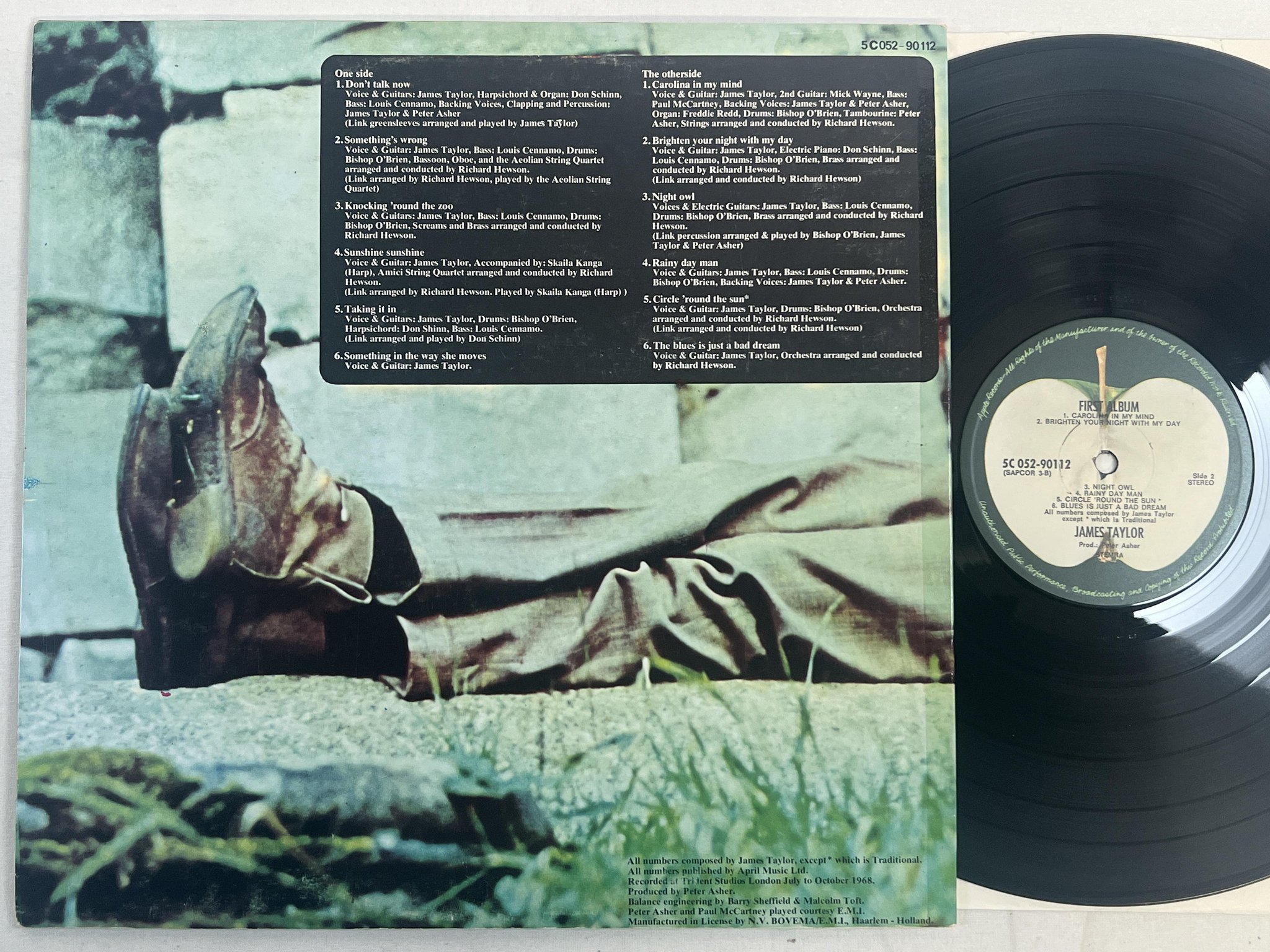 Omslagsbild för skivan JAMES TAYLOR first album LP -72 Hol APPLE 5C052-90112