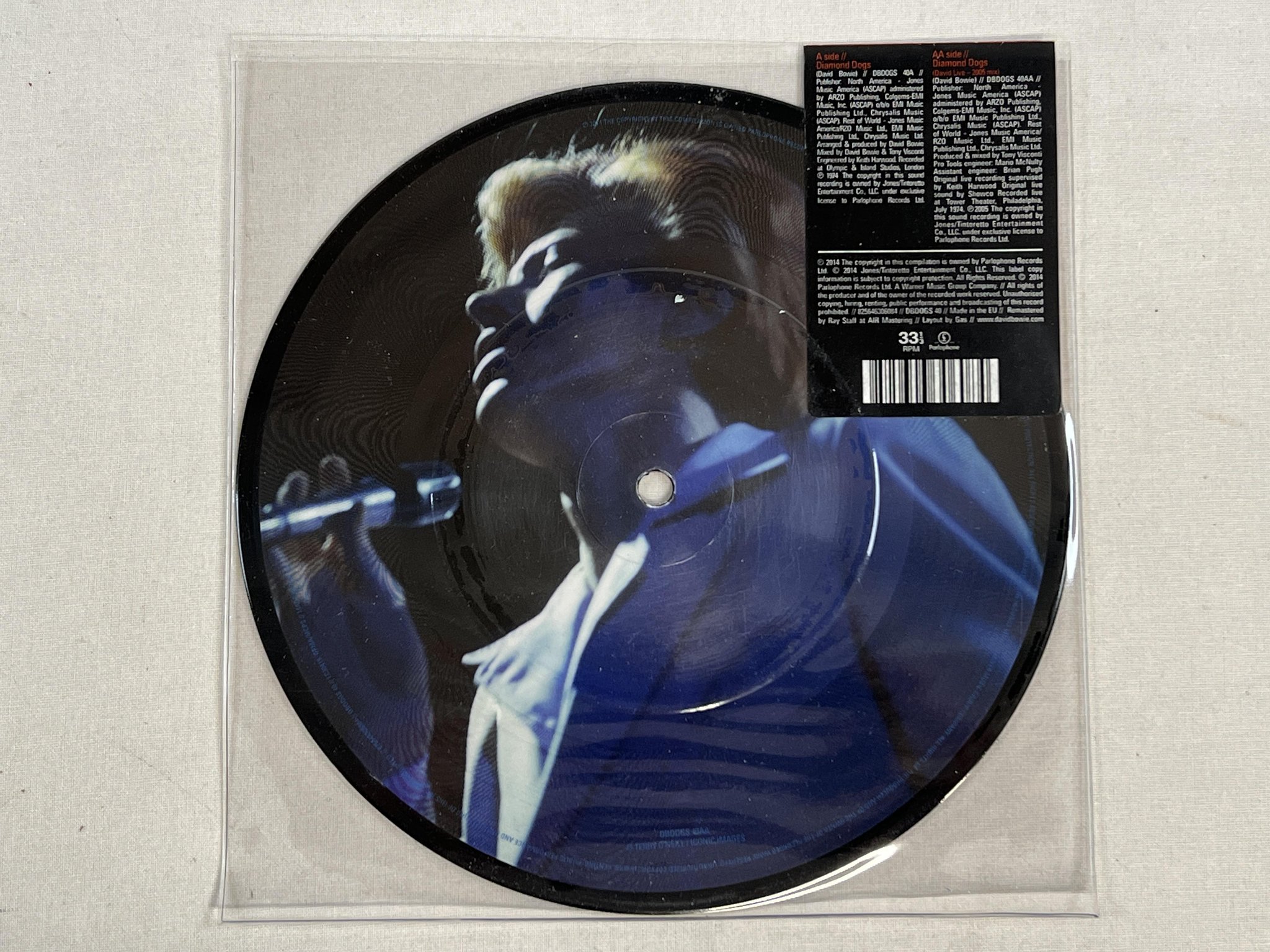 Omslagsbild för skivan DAVID BOWIE Diamond Dogs 7" picture disc 2014 PARLOPHONE DBDOGS 40