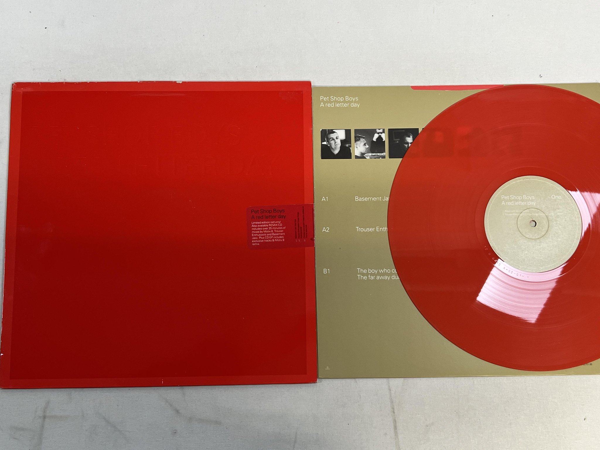 Omslagsbild för skivan PET SHOP BOYS A Red Letter Day 12" -97 UK PARLOPHONE 12R 6460
