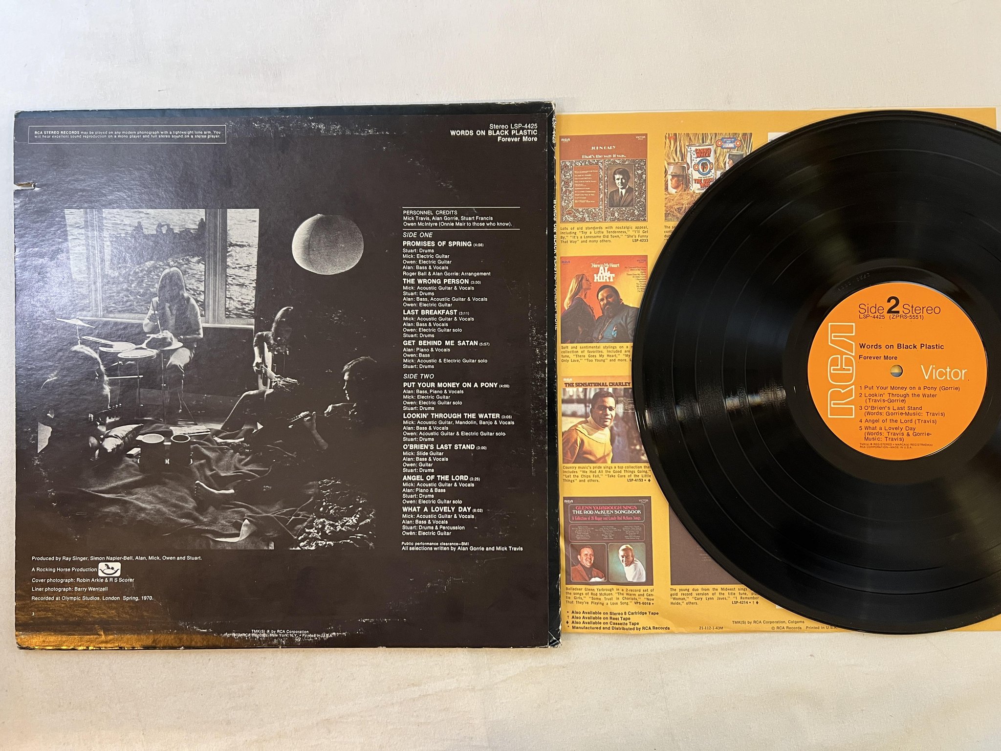 Omslagsbild för skivan FOREVER MORE words on black plastic LP -70 US RCA LSP-4425