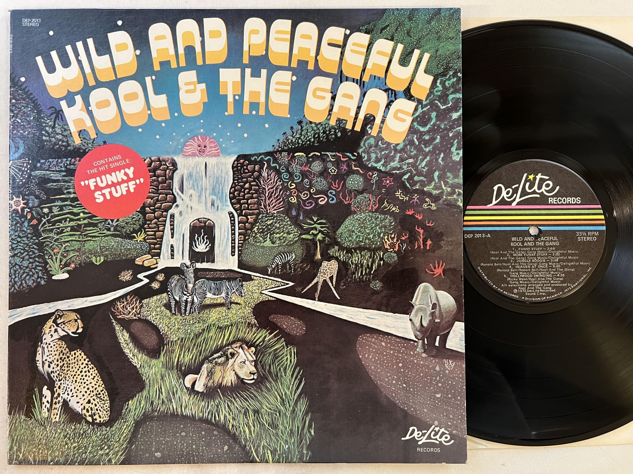Omslagsbild för skivan KOOL AND THE GANG wild and peaceful LP -73 US DE'LITE DEP 2013 ** FUNKY STUFF **