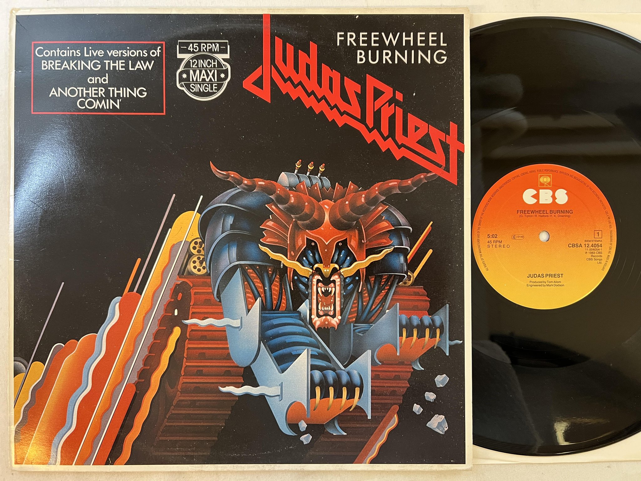 Omslagsbild för skivan JUDAS PRIEST freewheel burning 12"single 83 Hol CBSA 124054