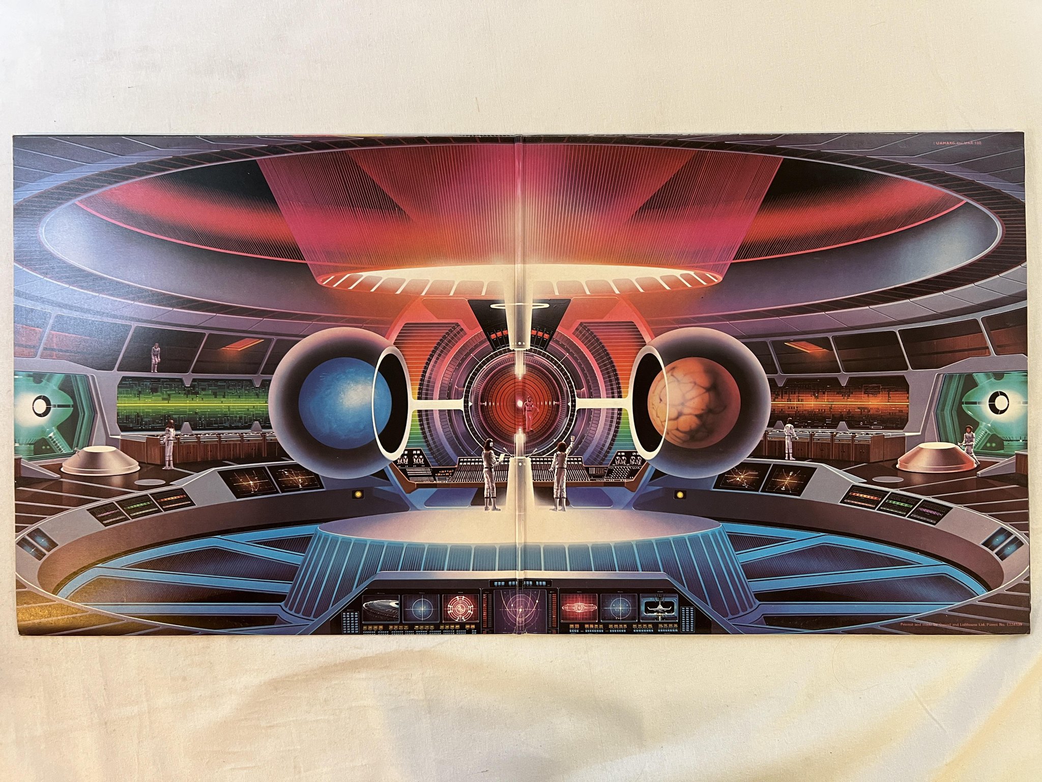 Omslagsbild för skivan ELECTRIC LIGHT ORCHESTRA Out Of The Blue 2xLP -77 UK JET UAR 100