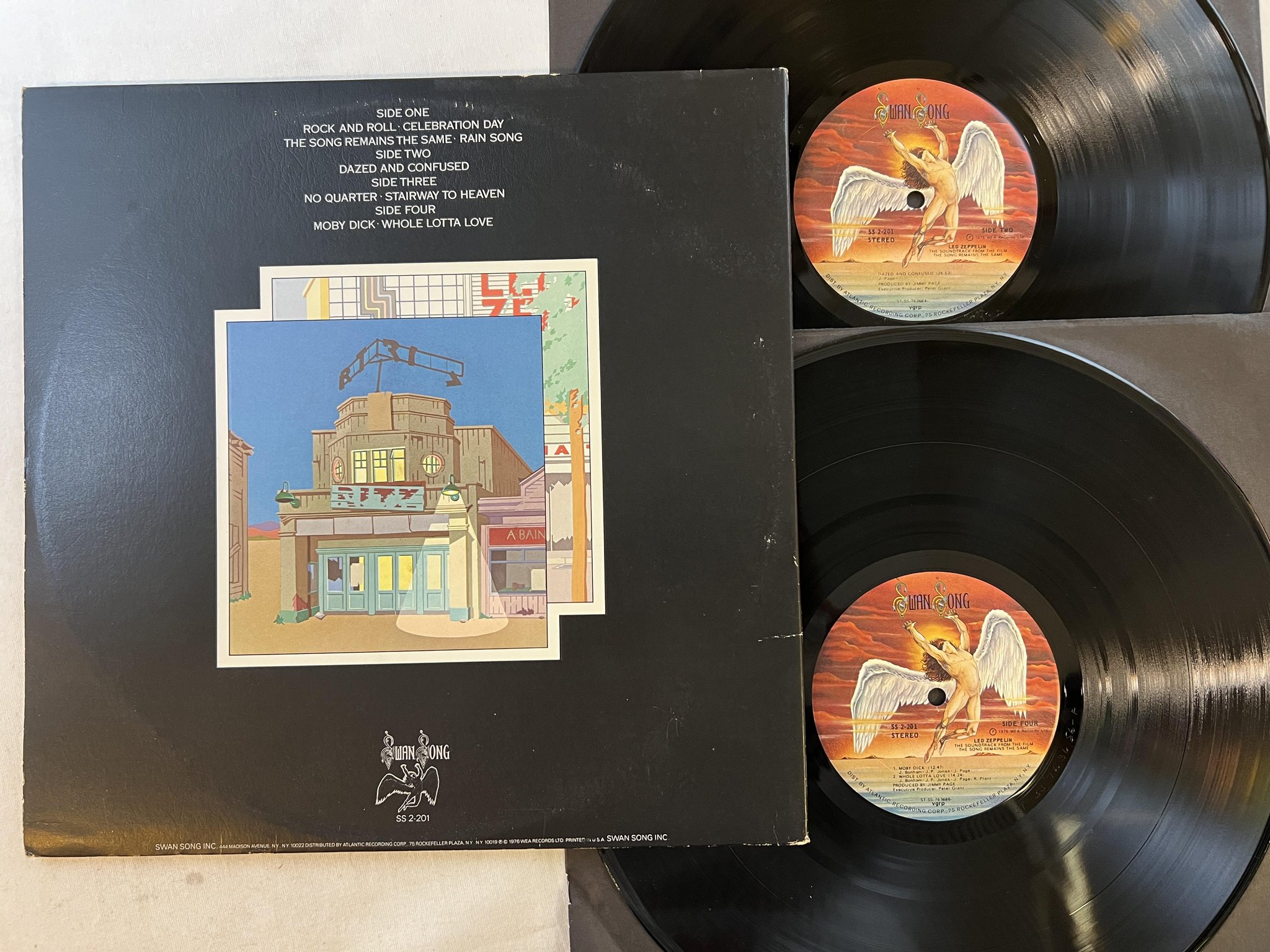 Omslagsbild för skivan LED ZEPPELIN the song remains the same 2xLP -76 US SWAN SONG SS 2-201