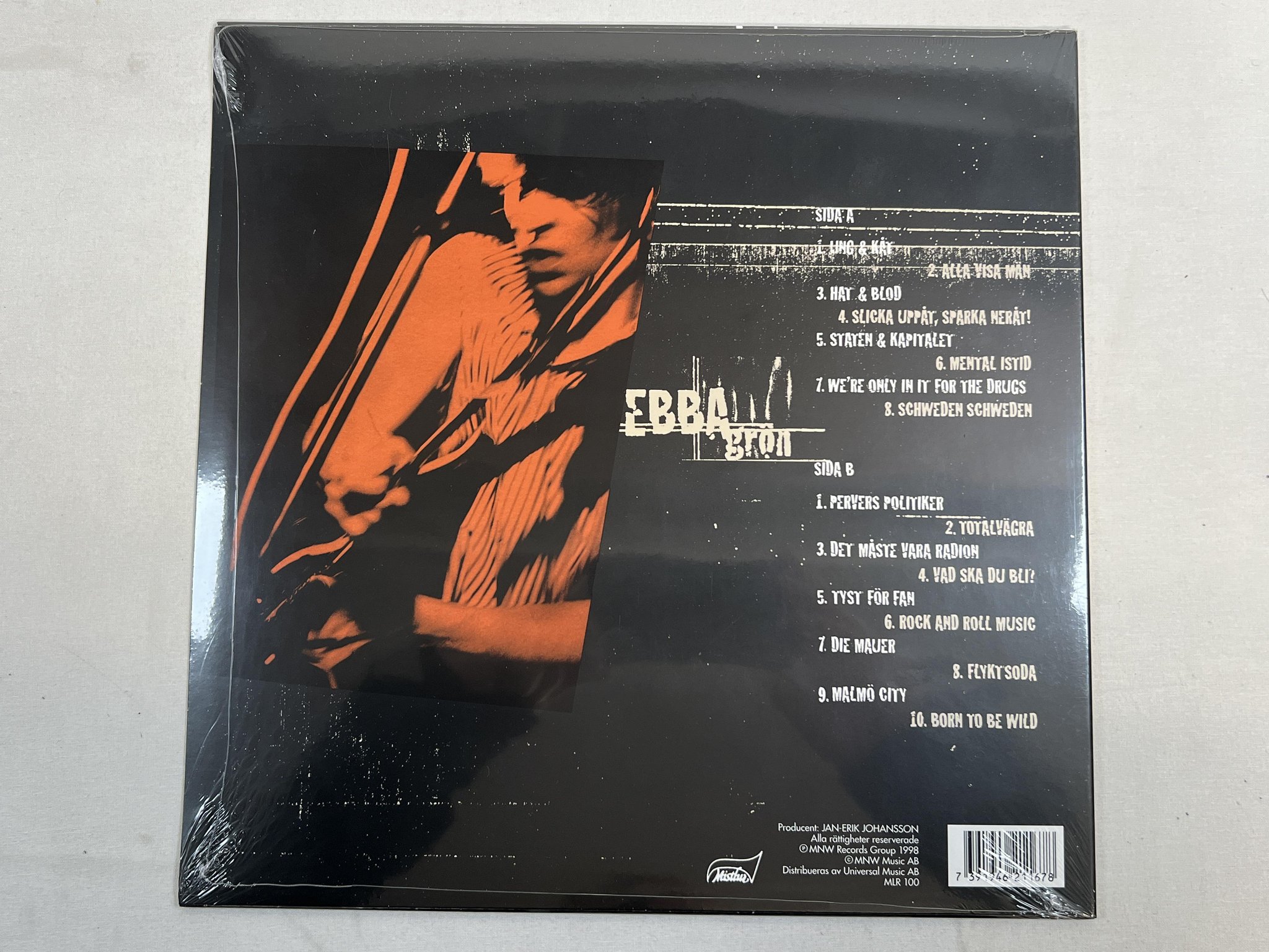 Omslagsbild för skivan EBBA GRÖN live LP 2015 MNW MLR 100 Record Store Day *** still sealed ***