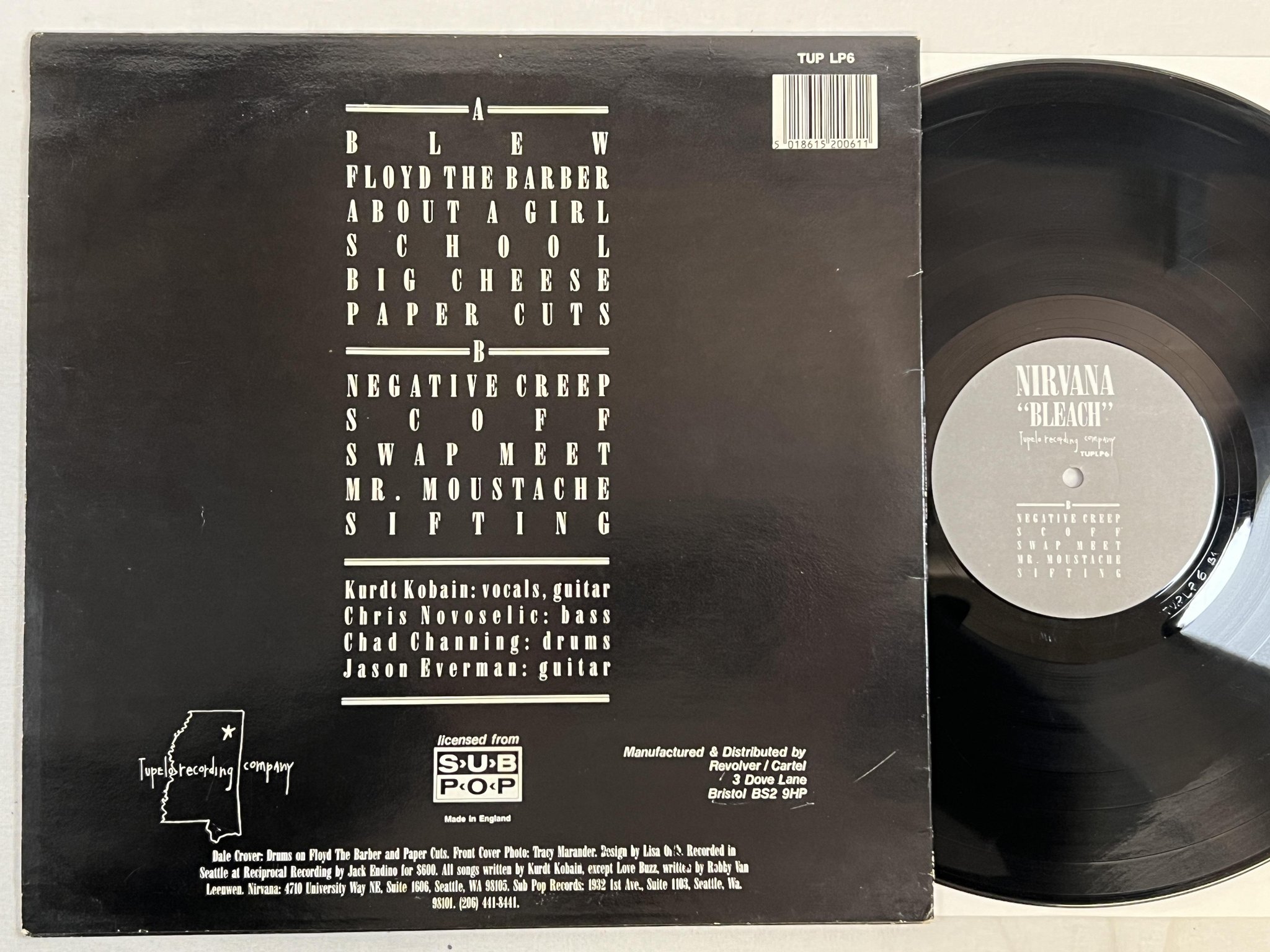 Omslagsbild för skivan NIRVANA bleach LP -89 UK TUPELO TUPLP6 *** GRUNGE ***