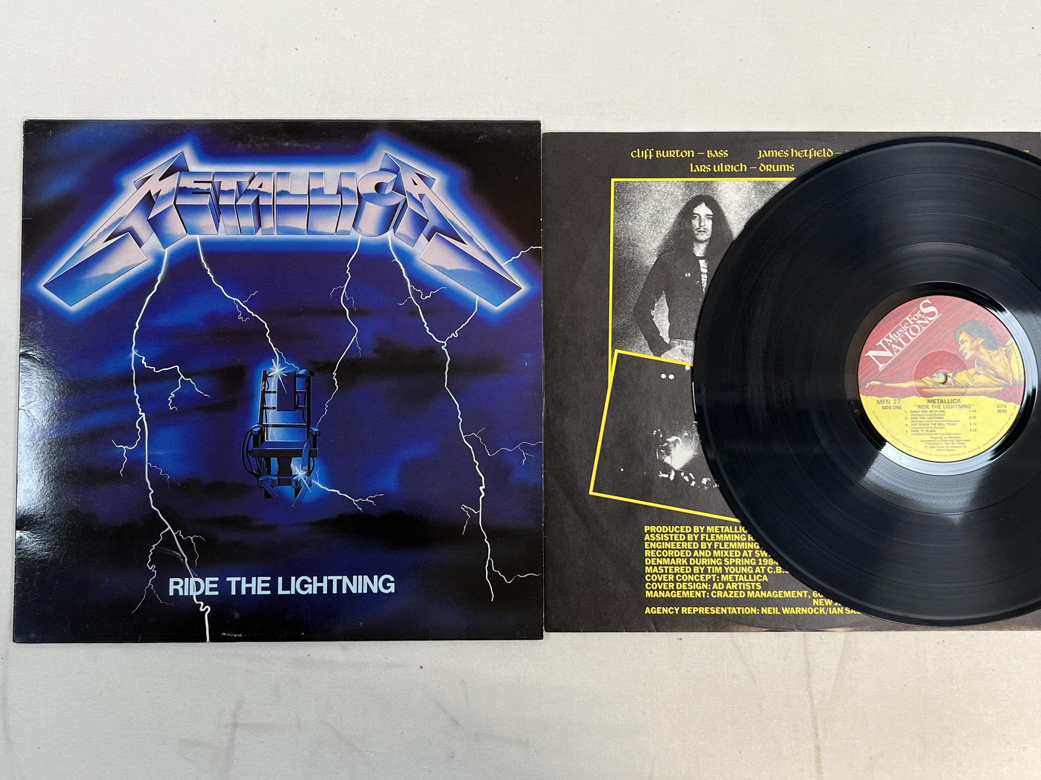 Omslagsbild för skivan METALLICA Ride The Lightning LP -84 MUSIC FOR NATIONS MFN 27