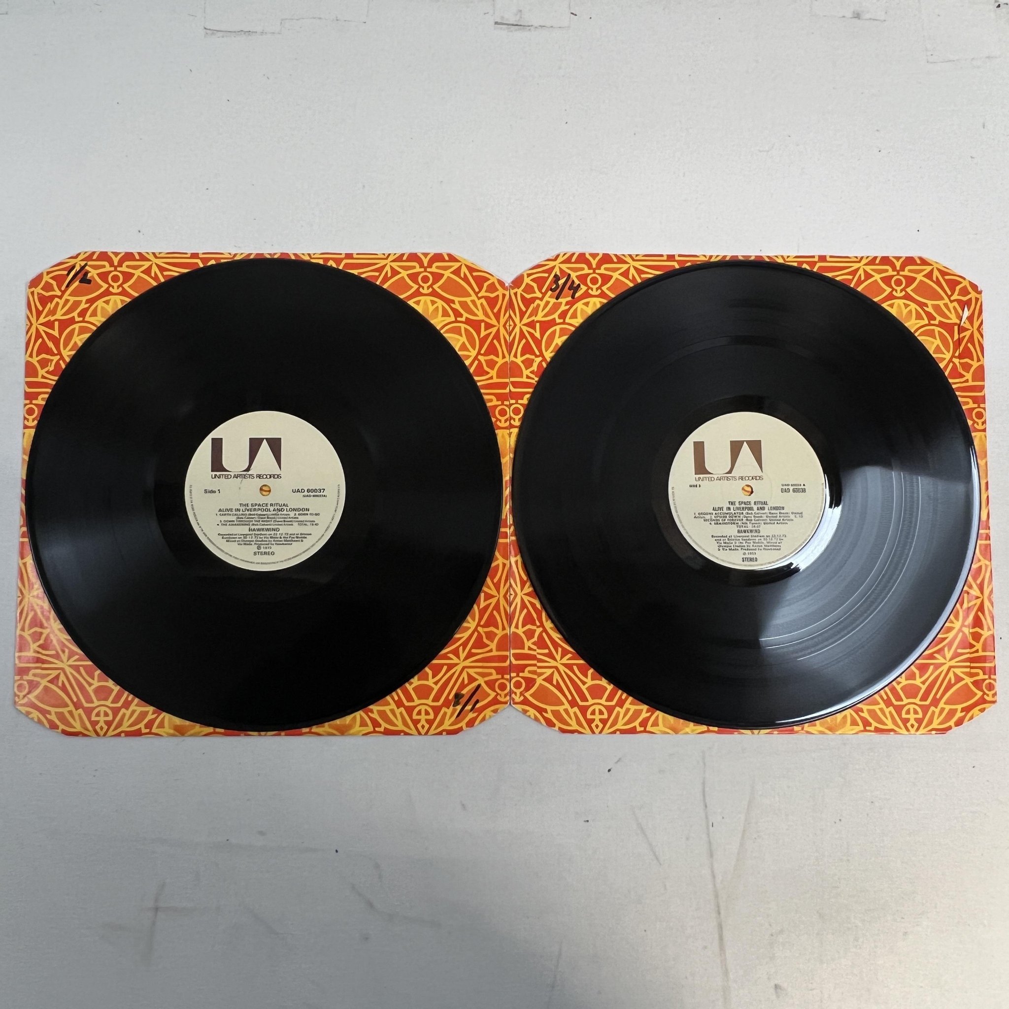 Omslagsbild för skivan HAWKWIND the space ritual 2xLP -73 UK UNITED ARTISTS UAD 60037