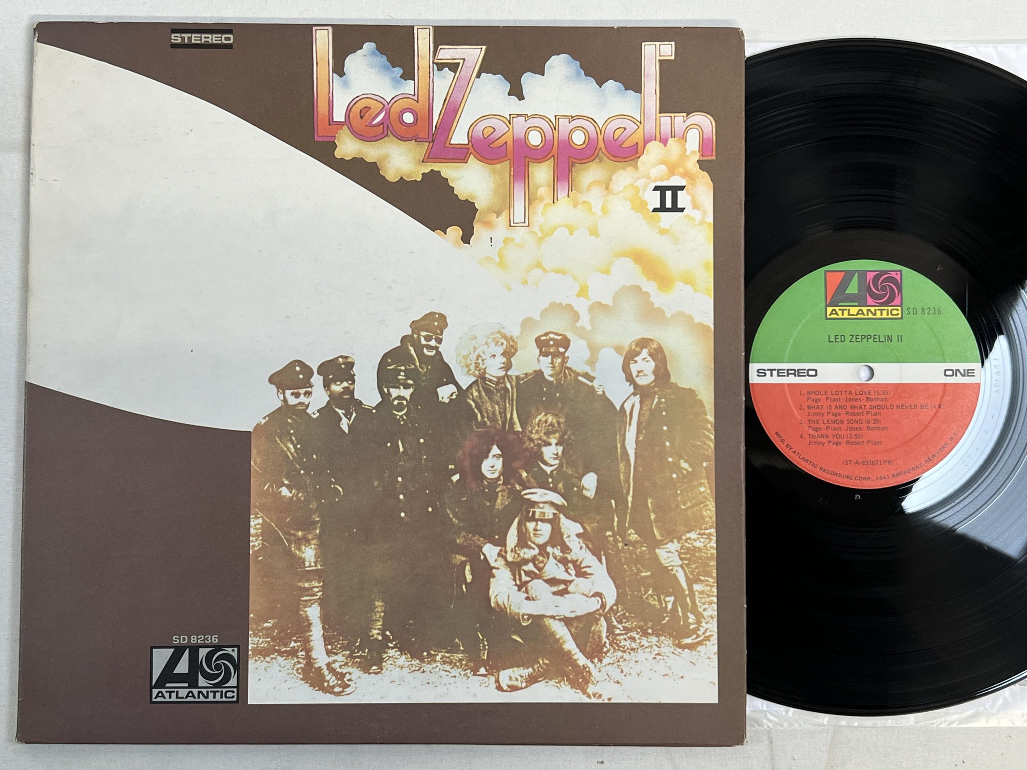 Omslagsbild för skivan LED ZEPPELIN II LP -69 US ATLANTIC SD 8236 ** PRESSWELL variant 5 / RARE **