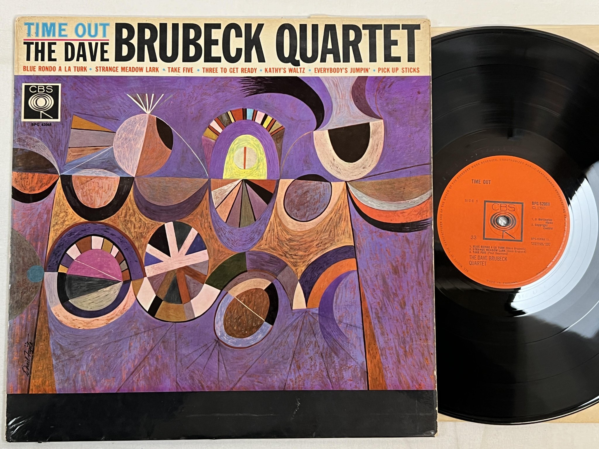 Omslagsbild för skivan THE DAVE BRUBECK QUARTET time out LP -59/62 UK CBS BPG 62068 ** take five **