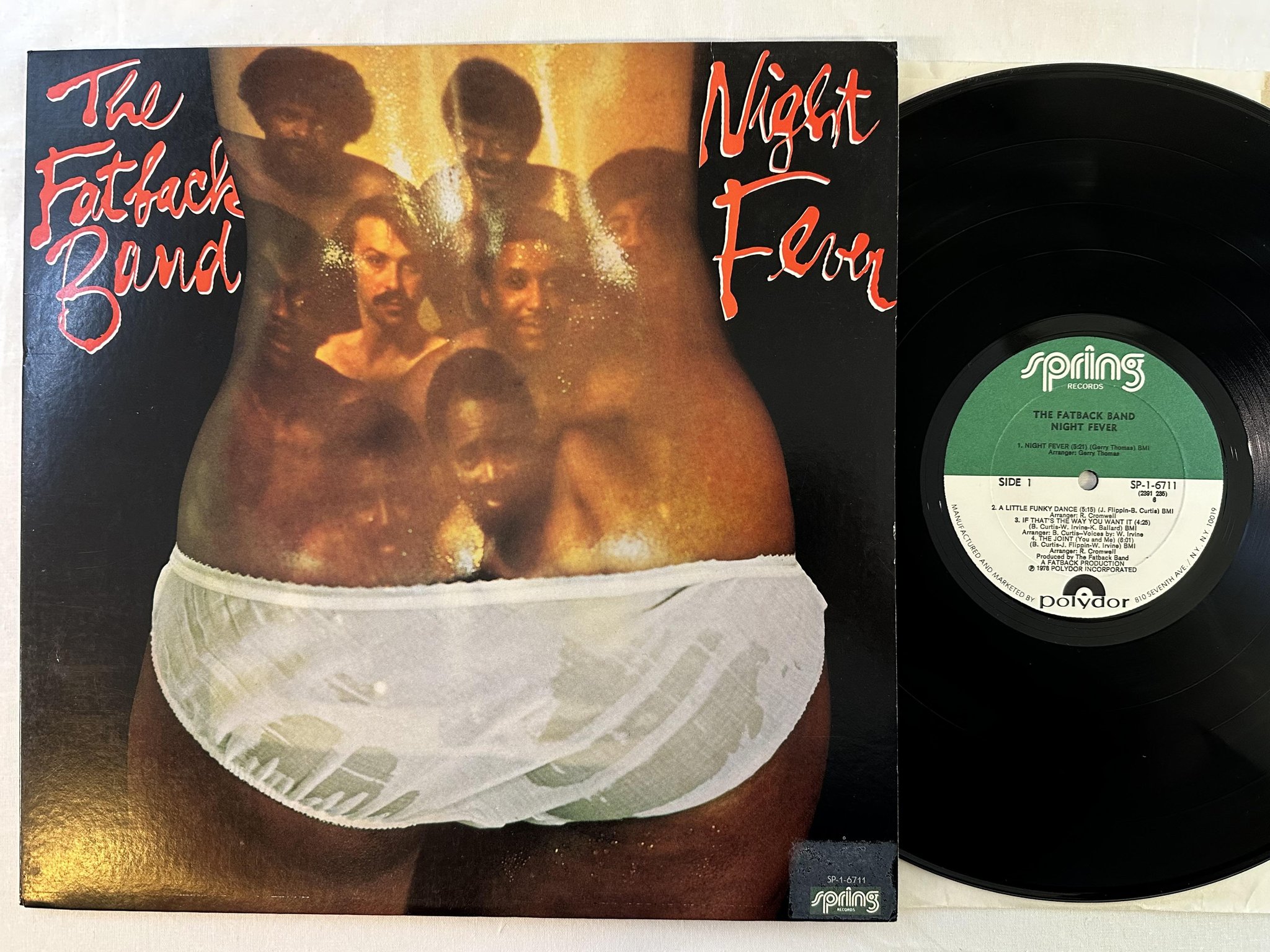 Omslagsbild för skivan THE FATBACK BAND night fever LP -76 US SPRING SP-1-6711