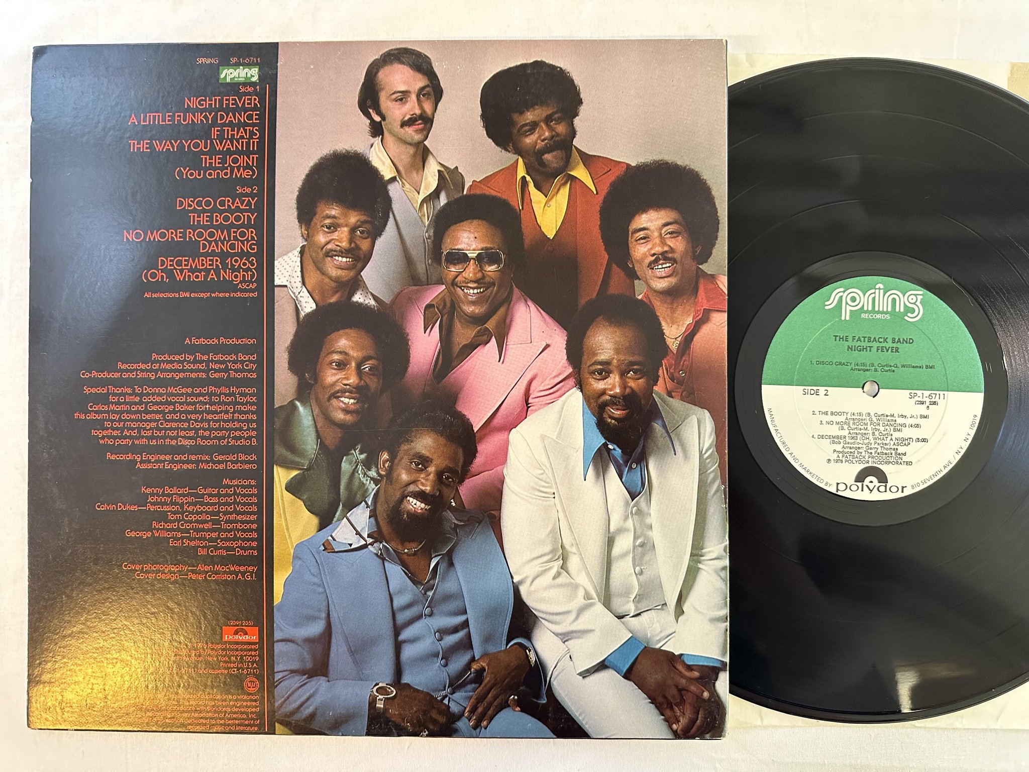 Omslagsbild för skivan THE FATBACK BAND night fever LP -76 US SPRING SP-1-6711