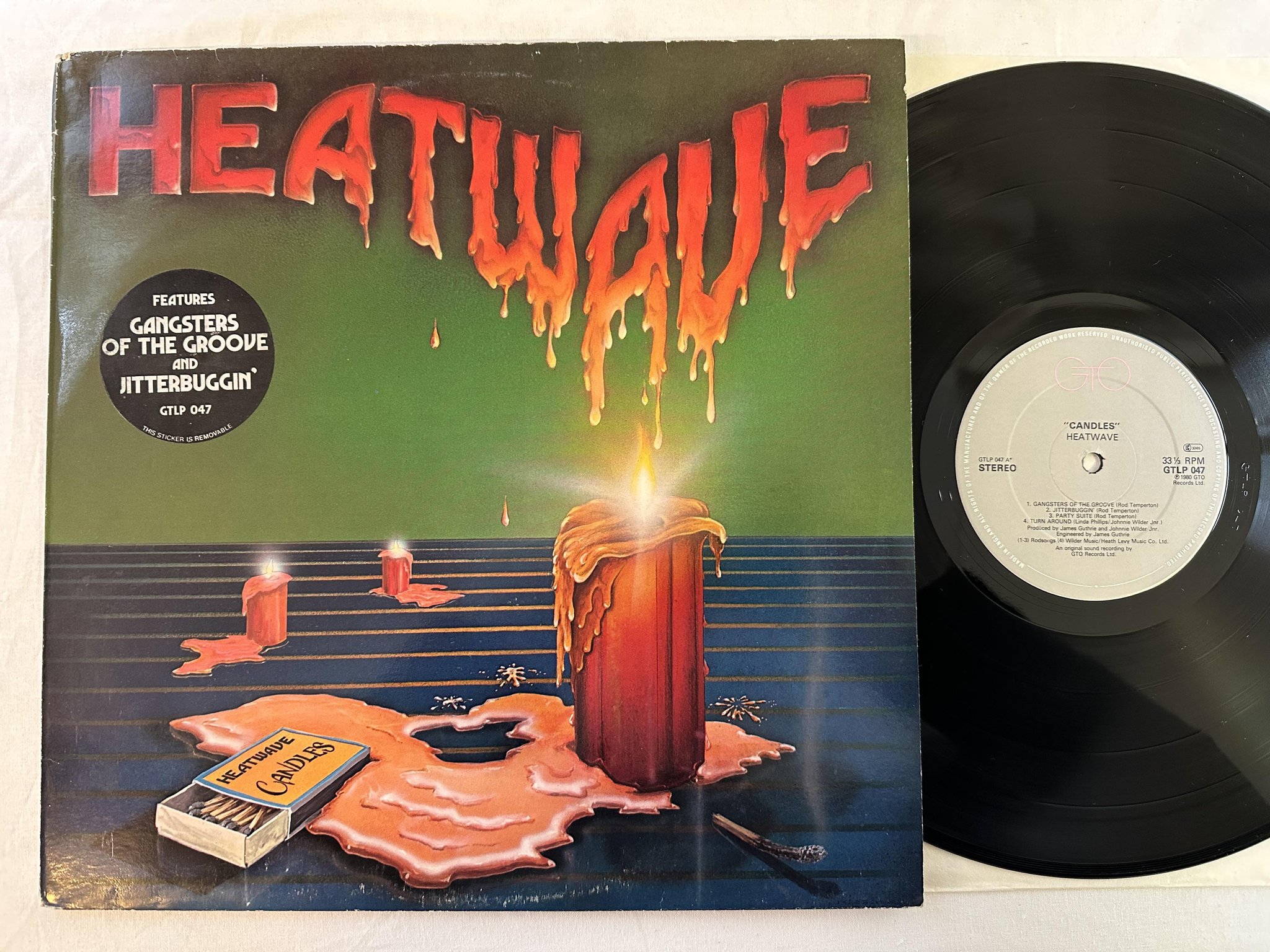 Omslagsbild för skivan HEATWAVE candles LP -80 UK GTO GTLP 047 ** DISCO CLASSIC **