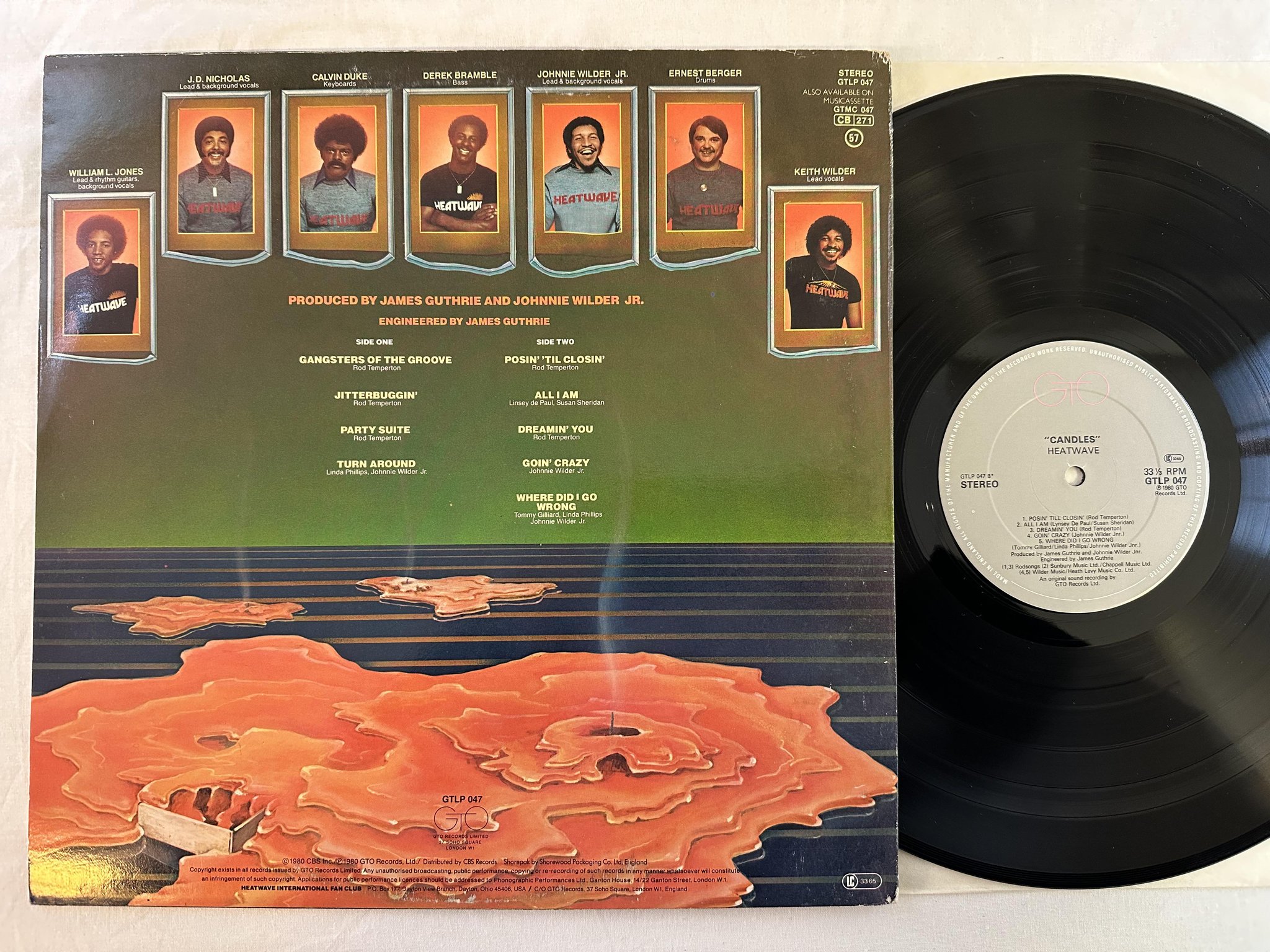 Omslagsbild för skivan HEATWAVE candles LP -80 UK GTO GTLP 047 ** DISCO CLASSIC **