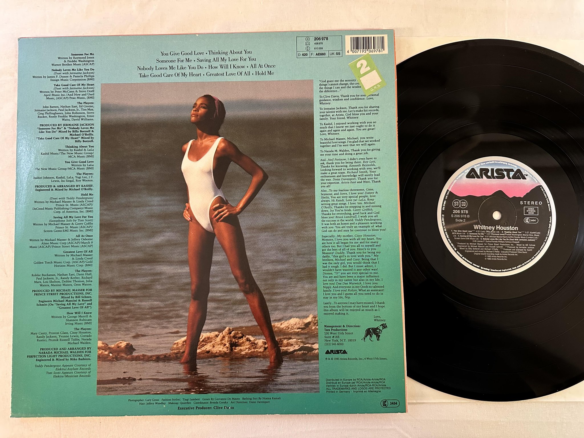 Omslagsbild för skivan WHITNEY HOUSTON s/t LP -85 ARISTA 206 978