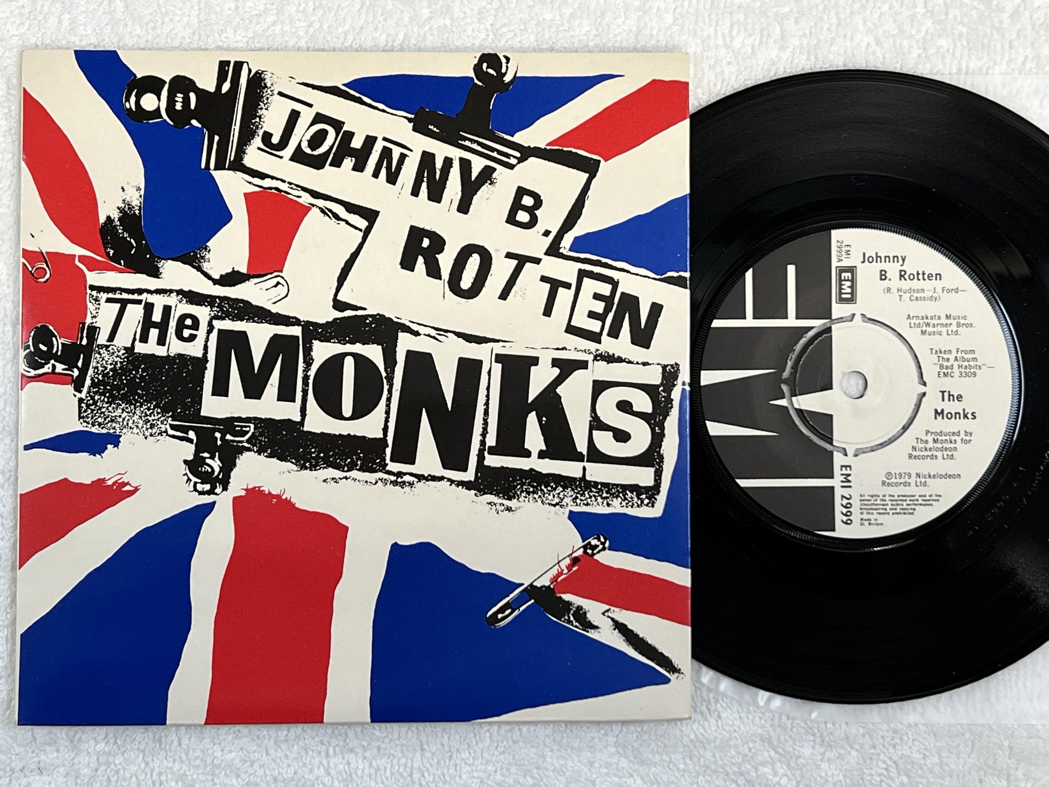 Omslagsbild för skivan THE MONKS Johnny B. Rotten 7" -79 UK emi EMI 2999 *** punk rock ***