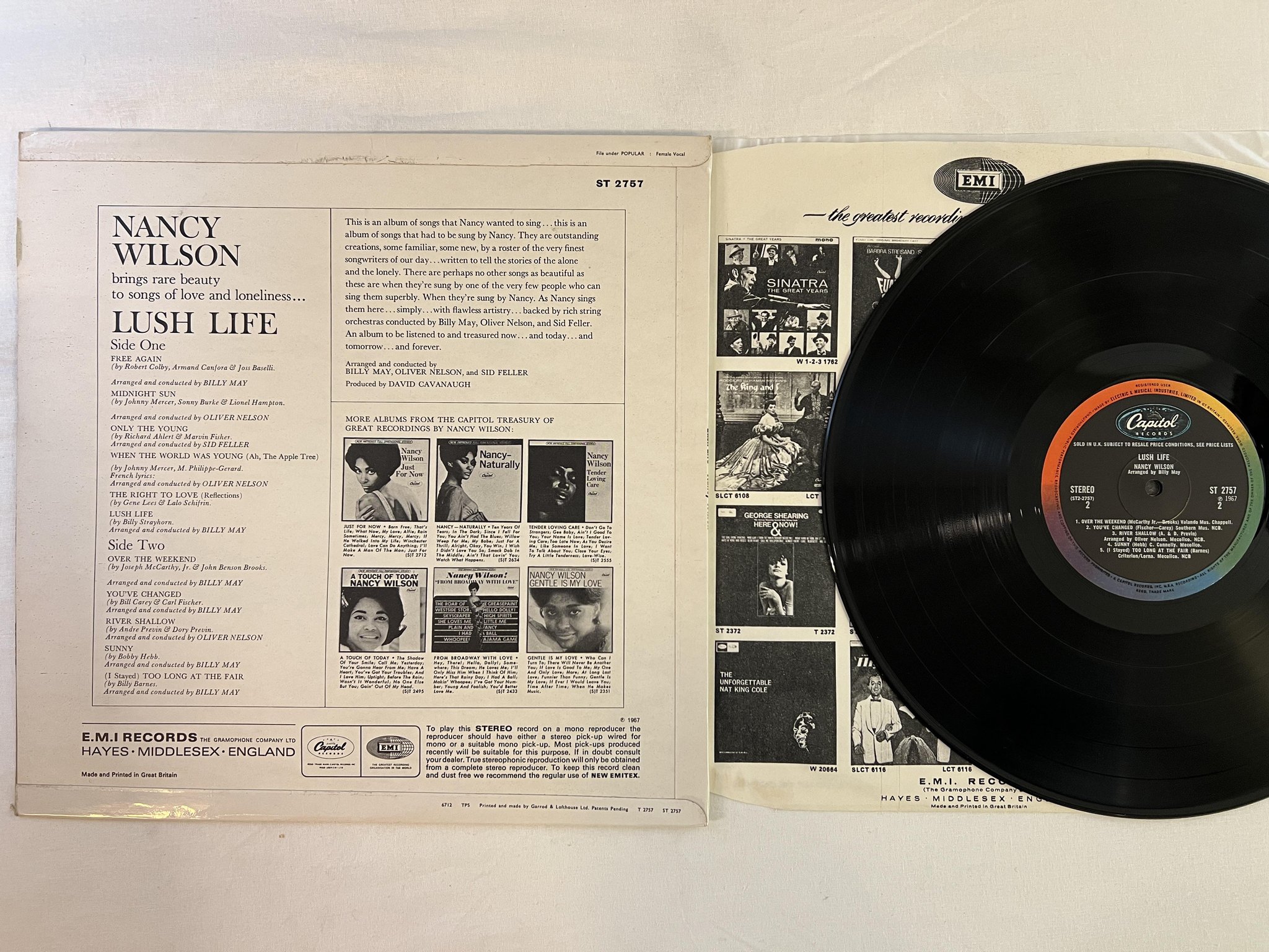 Omslagsbild för skivan NANCY WILSON lush life LP -67 UK CAPITOL ST 2757