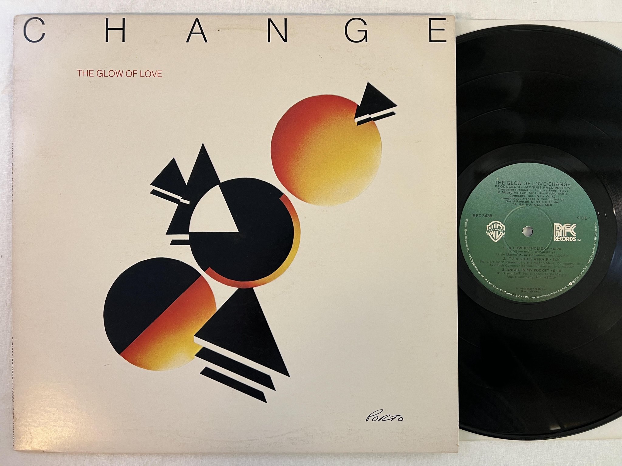 Omslagsbild för skivan CHANGE the glow of love LP -80 US RFC RFC 3438
