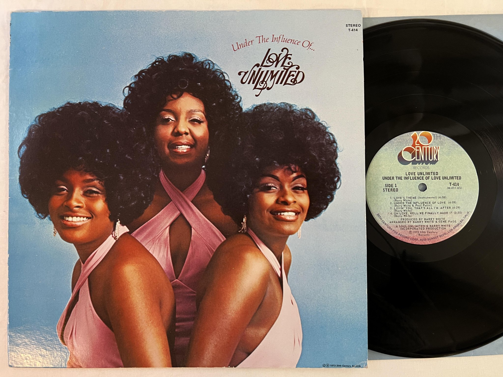 Omslagsbild för skivan LOVE UNLIMITED under the influence of love unlimted LP -73 US 20TH CENTURY T-414