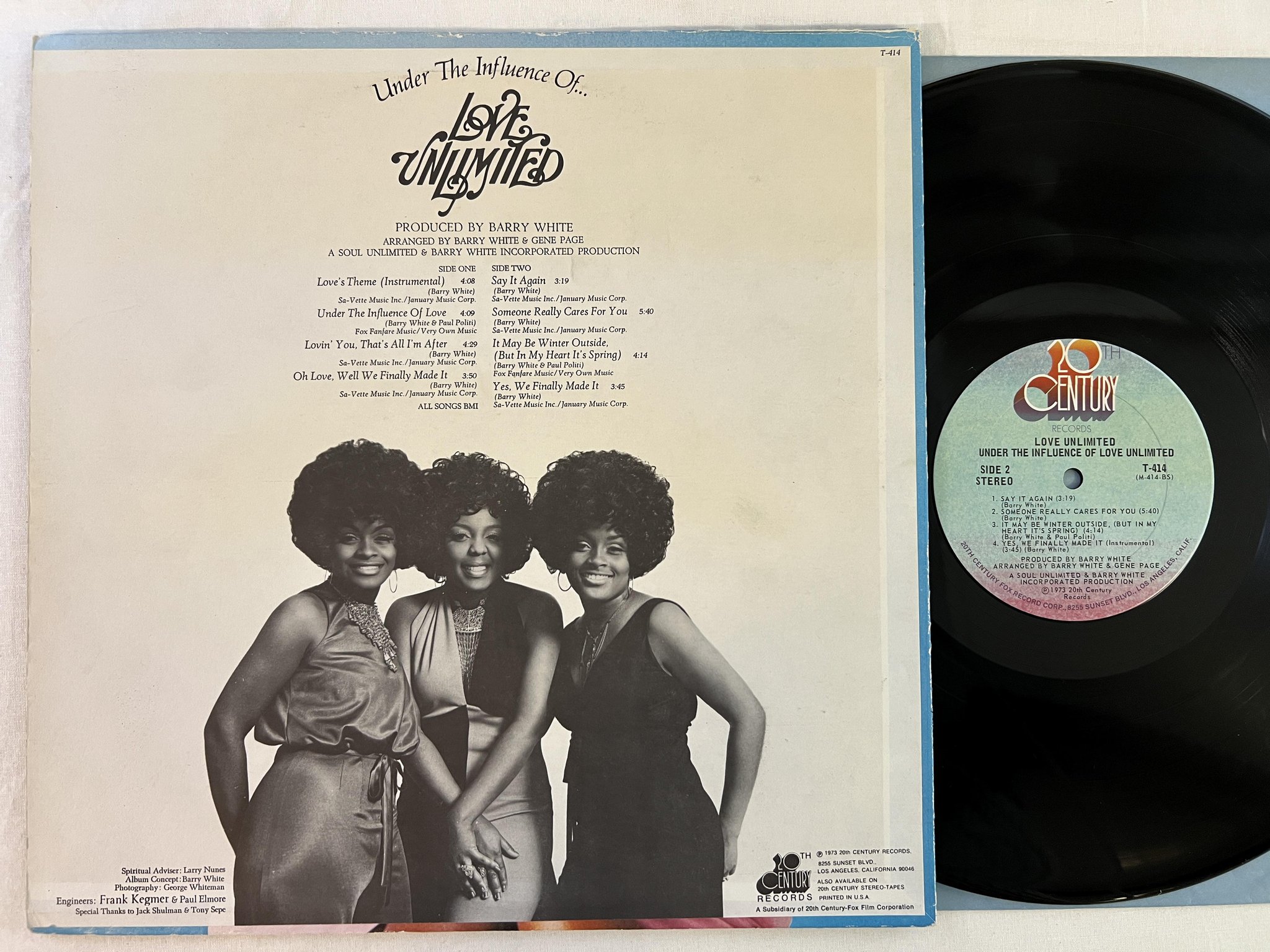 Omslagsbild för skivan LOVE UNLIMITED under the influence of love unlimted LP -73 US 20TH CENTURY T-414