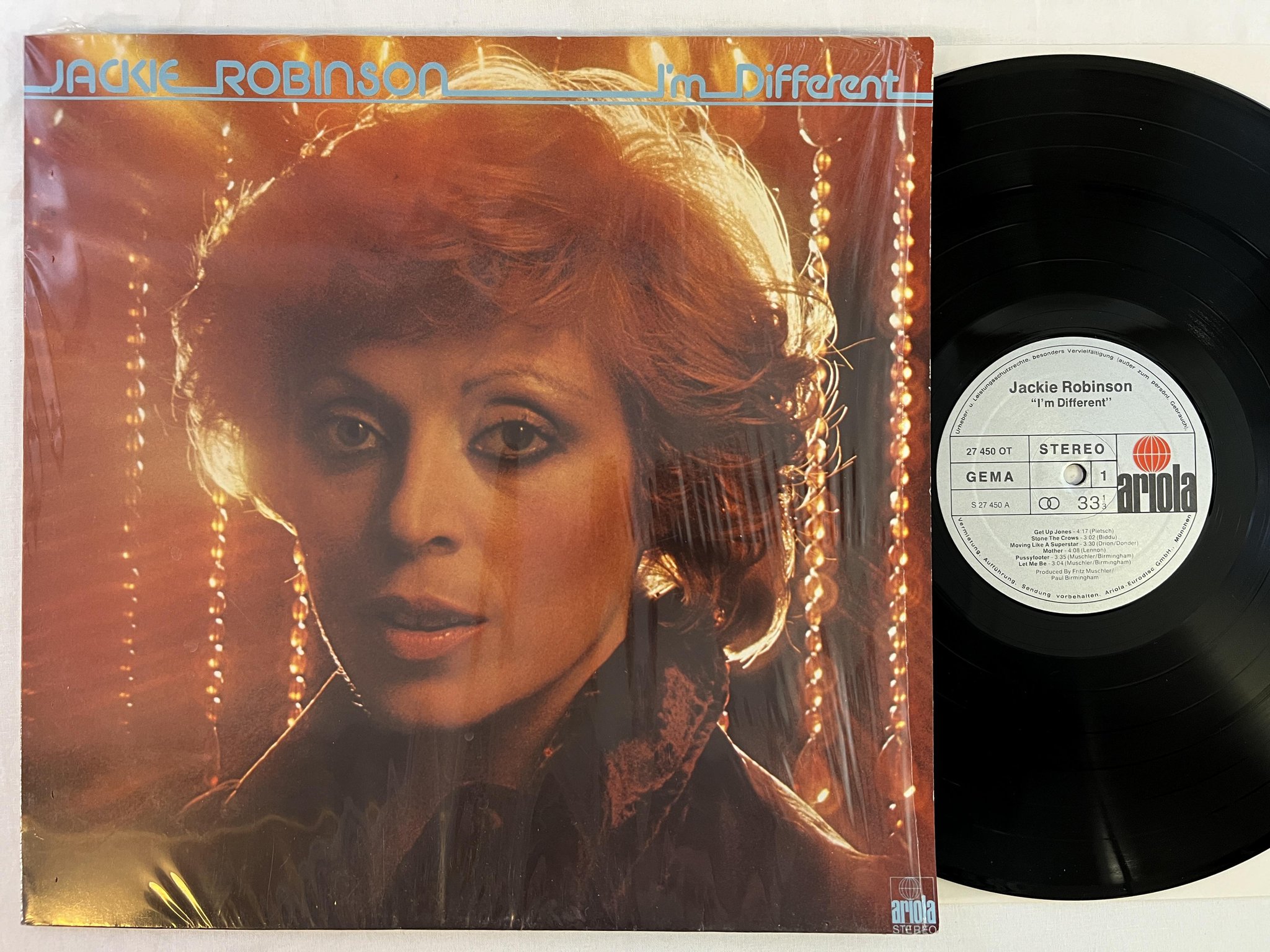 Omslagsbild för skivan JACKIE ROBINSON I'm different LP -76 Ger ARIOLA 27 450 OT ** pussyfooter **