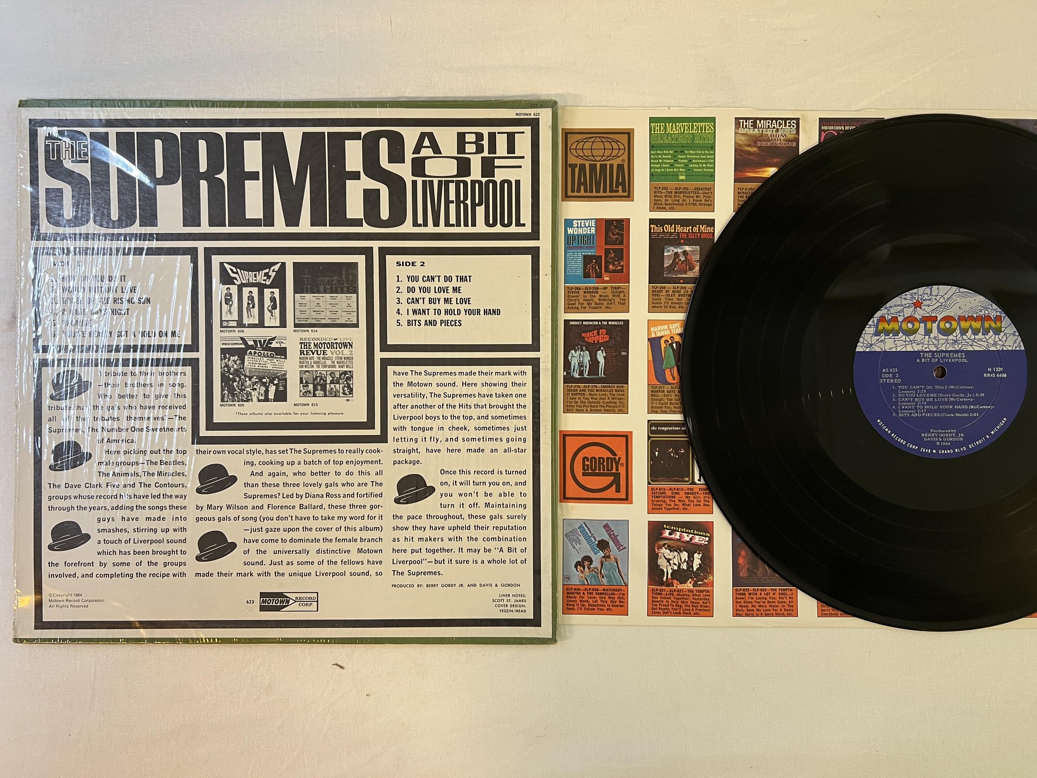 Omslagsbild för skivan THE SUPREMES a bit of Liverpool LP US MOTOWN MS 623
